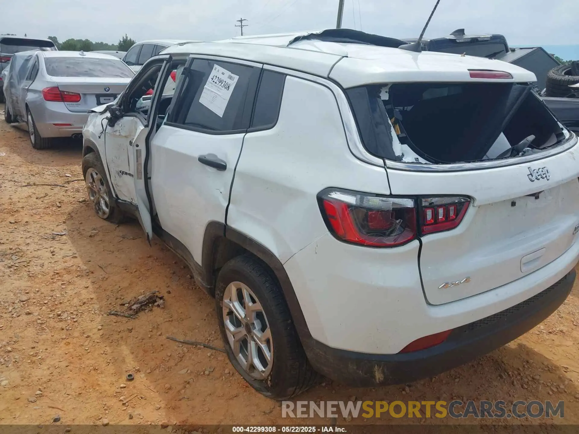 3 Photograph of a damaged car 3C4NJDAN1ST427522 JEEP COMPASS 2025