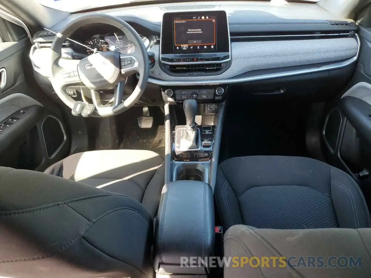 8 Фотография поврежденного автомобиля 3C4NJDAN3ST515939 JEEP COMPASS 2025