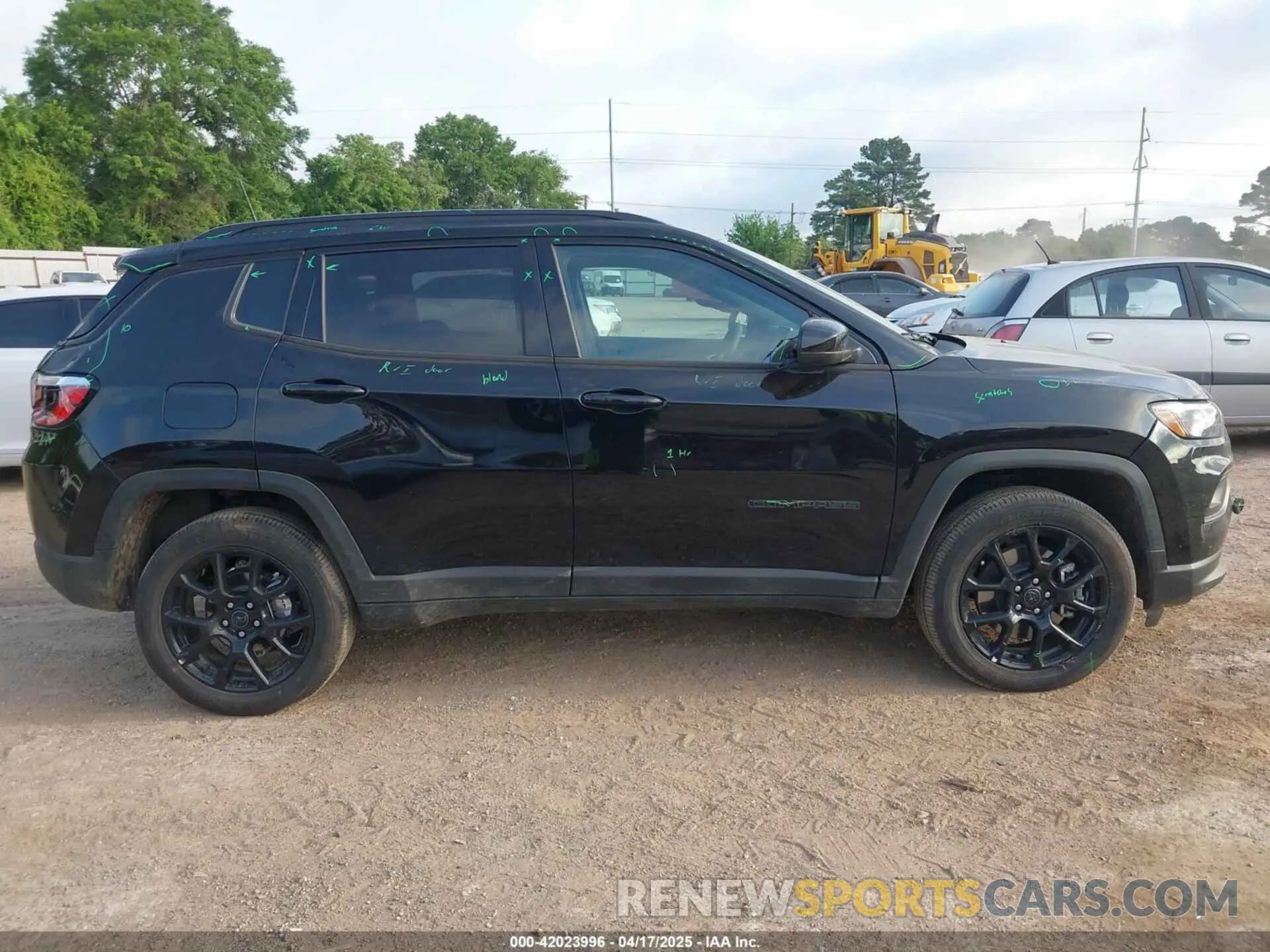18 Фотография поврежденного автомобиля 3C4NJDBN4ST526236 JEEP COMPASS 2025