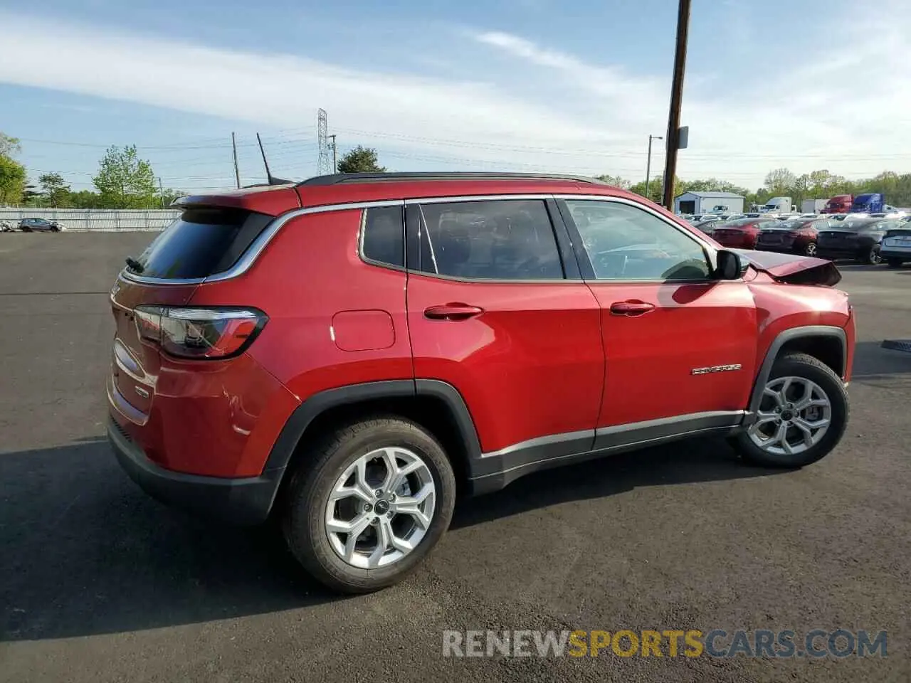 3 Фотография поврежденного автомобиля 3C4NJDBN4ST569877 JEEP COMPASS 2025