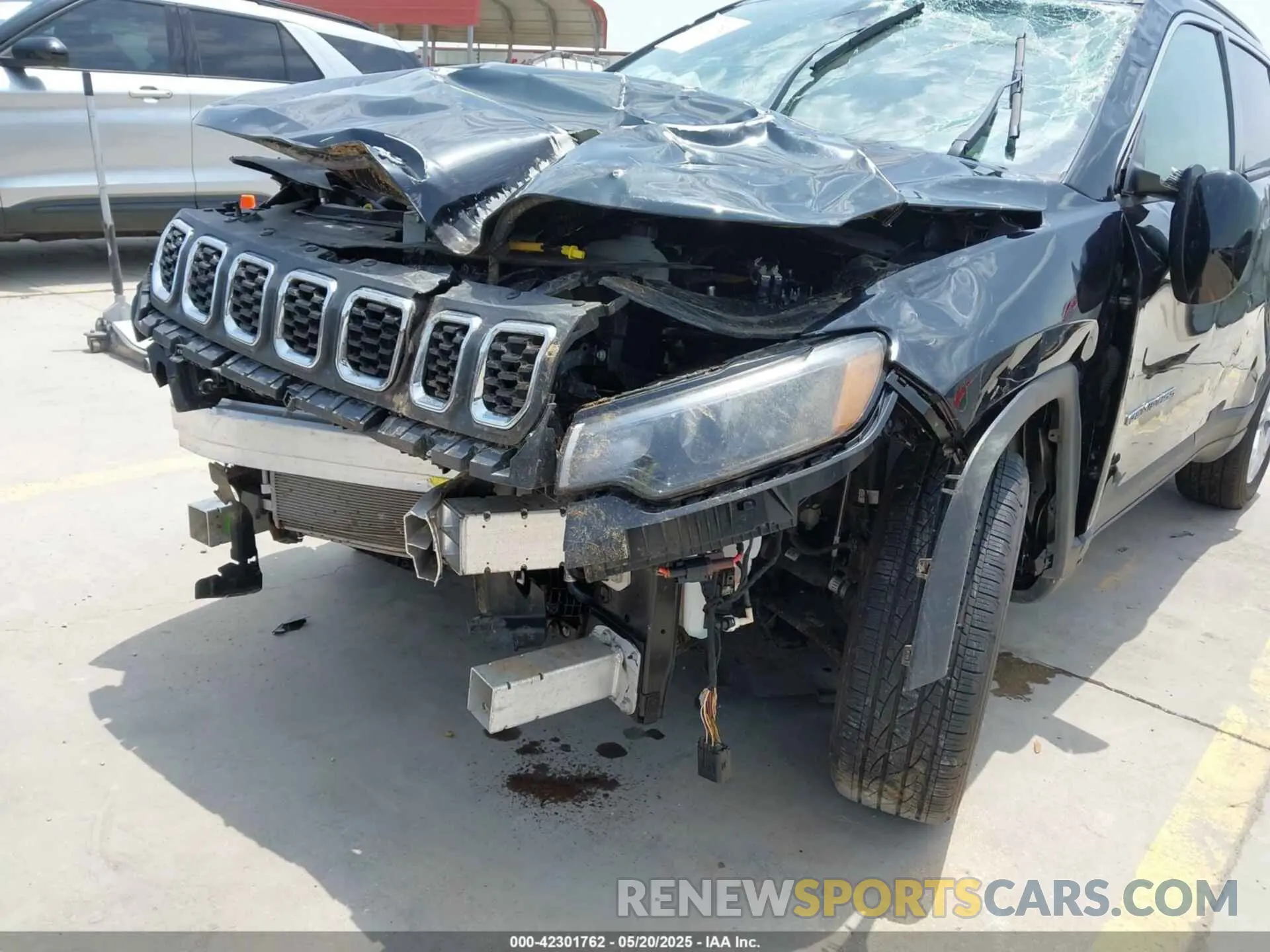 6 Photograph of a damaged car 3C4NJDBN5ST577602 JEEP COMPASS 2025