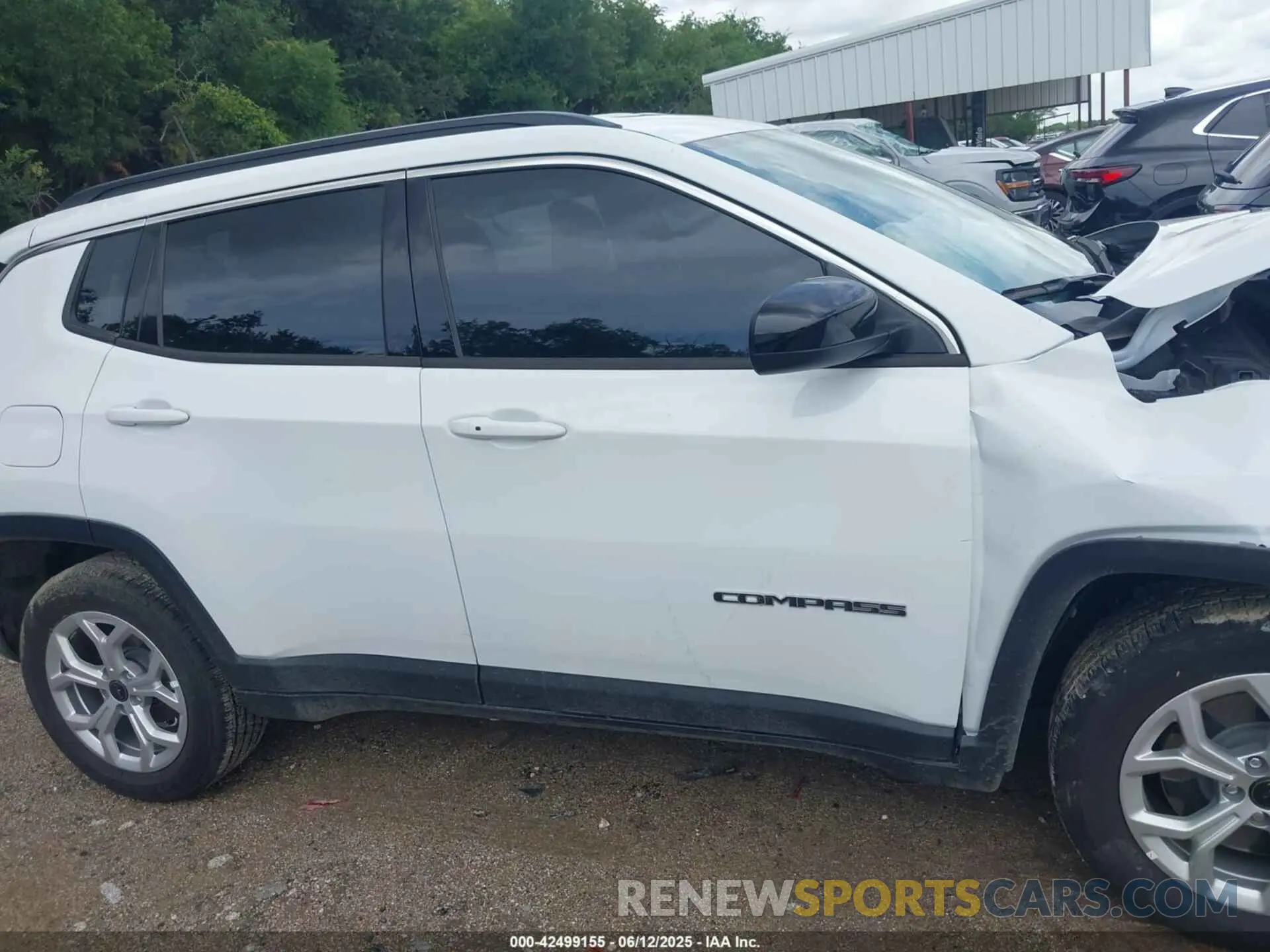 13 Photograph of a damaged car 3C4NJDBN5ST597722 JEEP COMPASS 2025