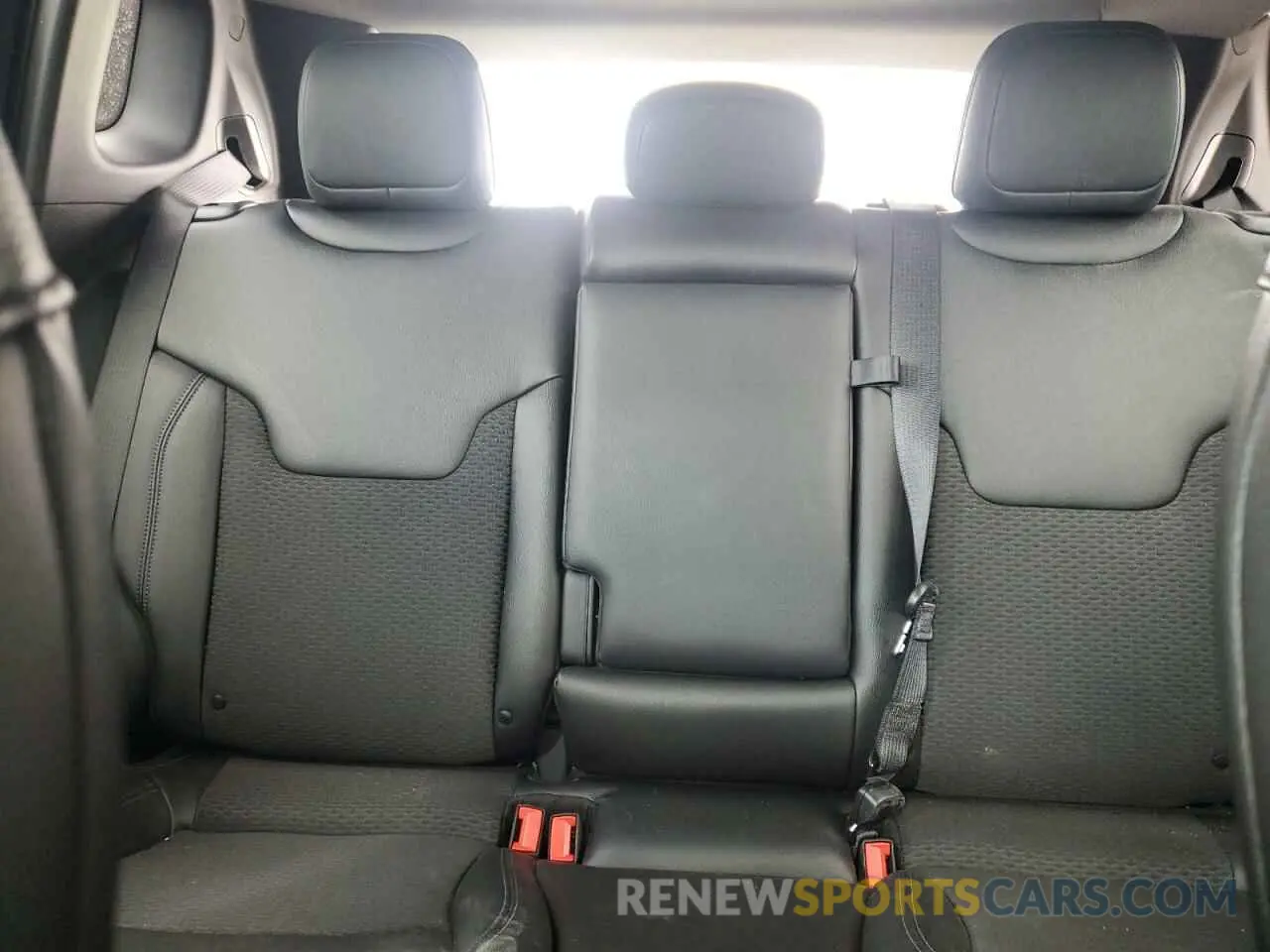 10 Фотография поврежденного автомобиля 3C4NJDBN8ST547719 JEEP COMPASS 2025