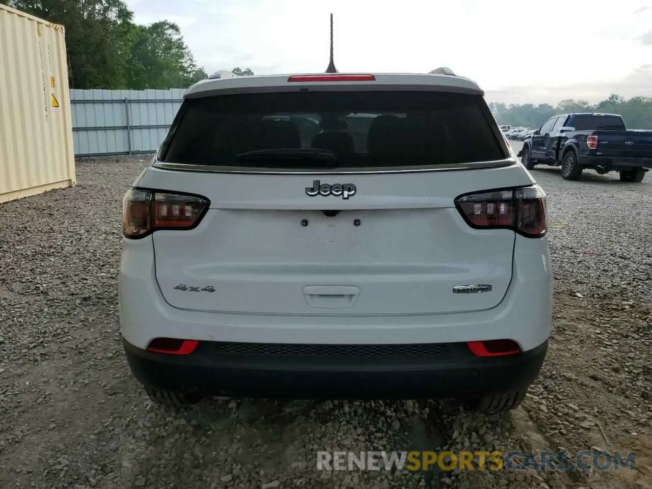 6 Photograph of a damaged car 3C4NJDBN8ST556128 JEEP COMPASS 2025