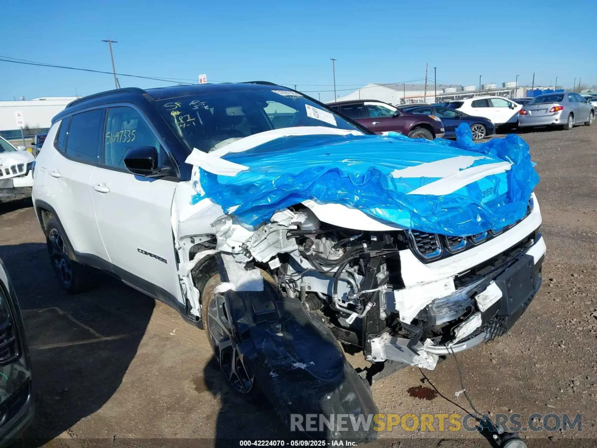 1 Photograph of a damaged car 3C4NJDCN0ST566747 JEEP COMPASS 2025