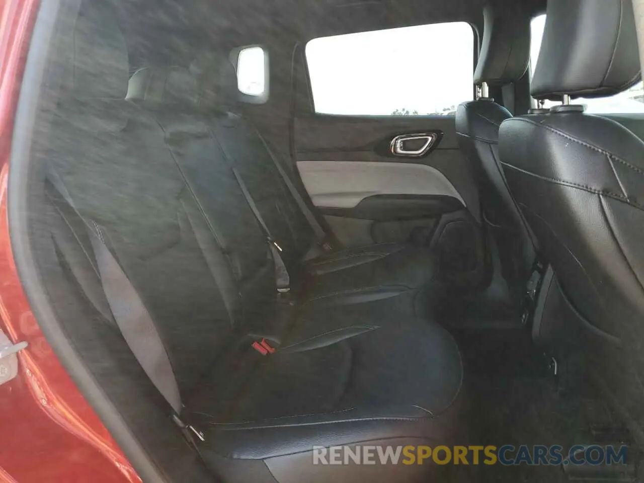 10 Фотография поврежденного автомобиля 3C4NJDCN2ST521728 JEEP COMPASS 2025