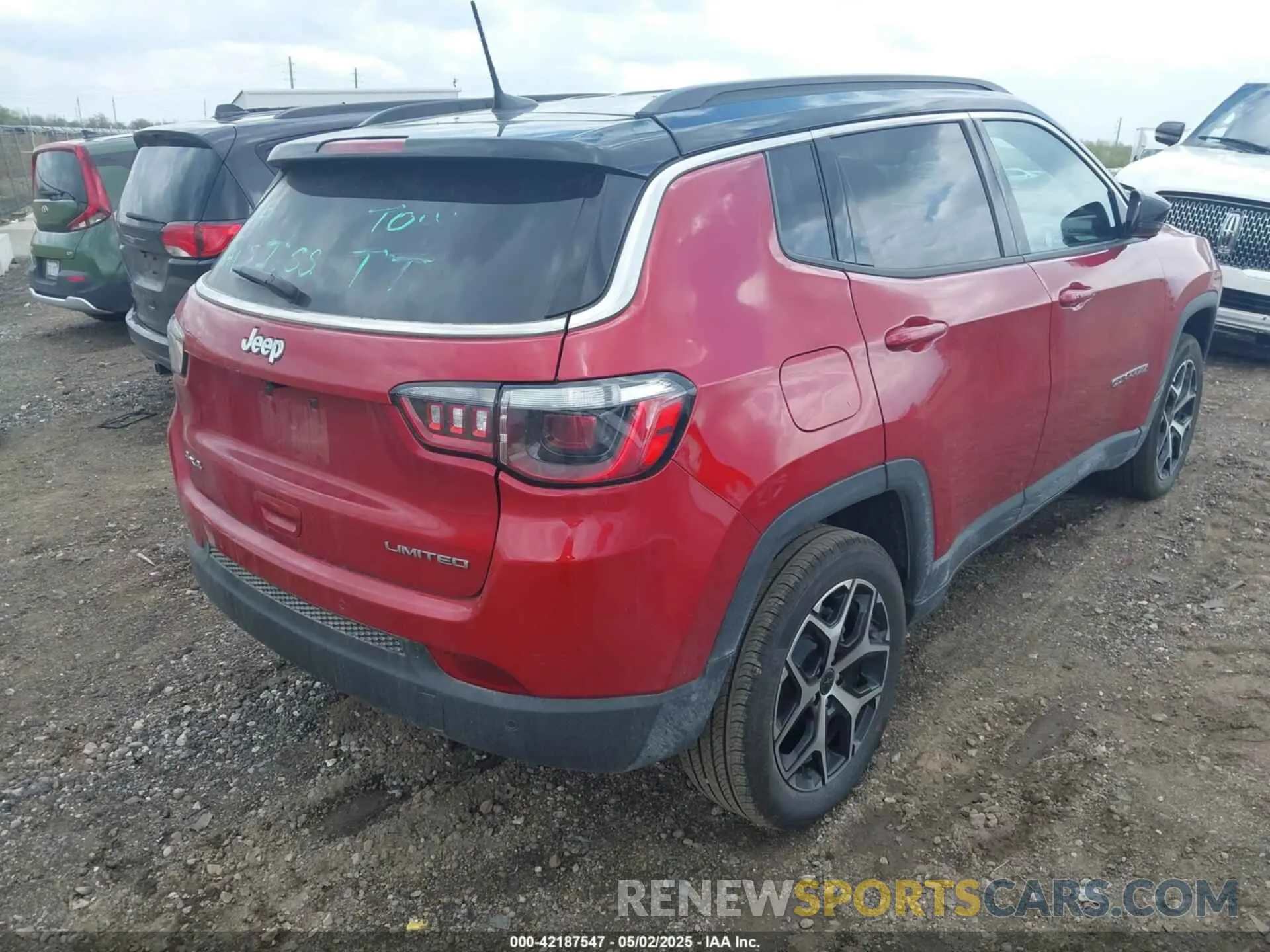 4 Photograph of a damaged car 3C4NJDCN2ST545284 JEEP COMPASS 2025