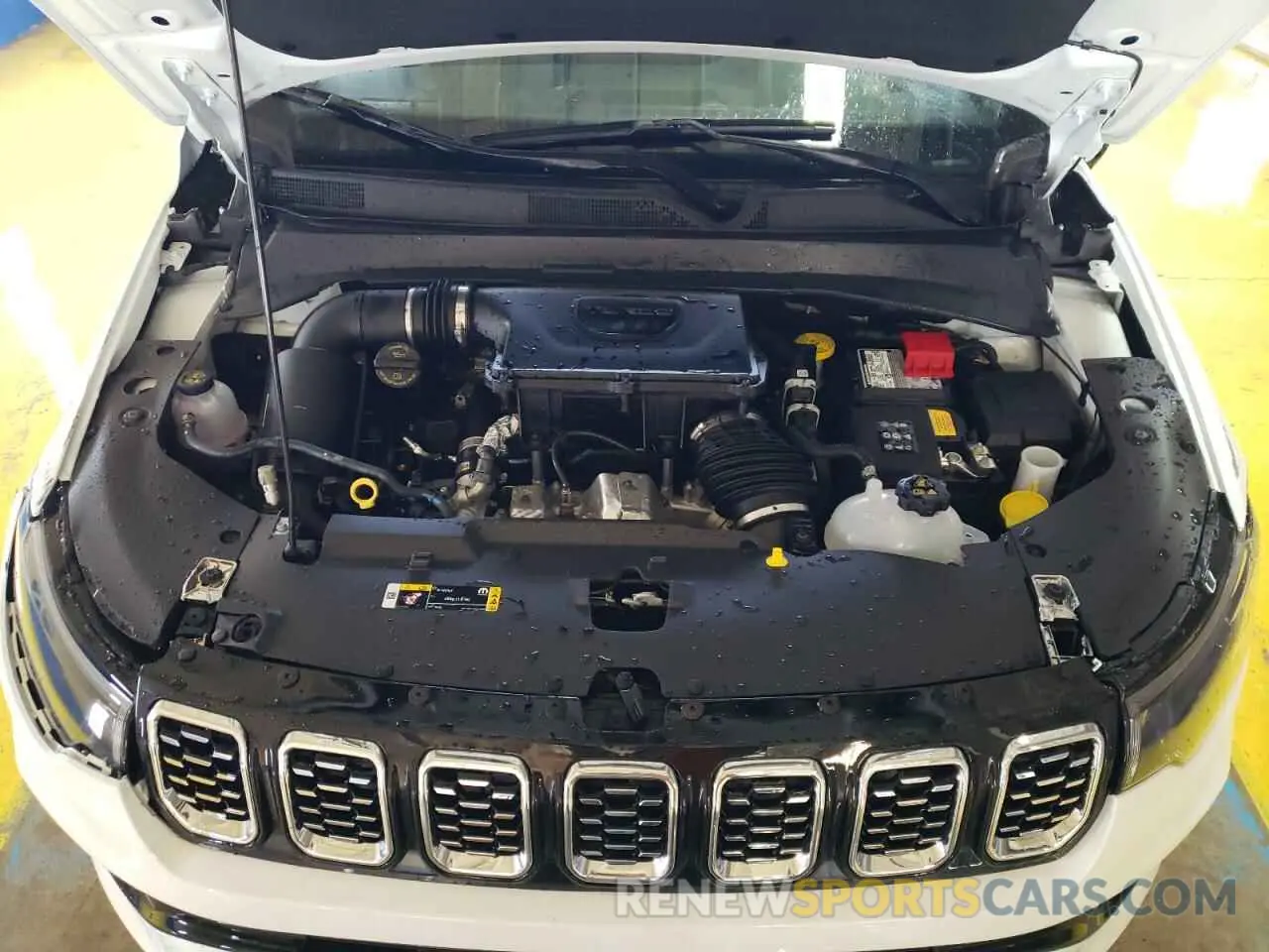 12 Photograph of a damaged car 3C4NJDCN2ST565549 JEEP COMPASS 2025