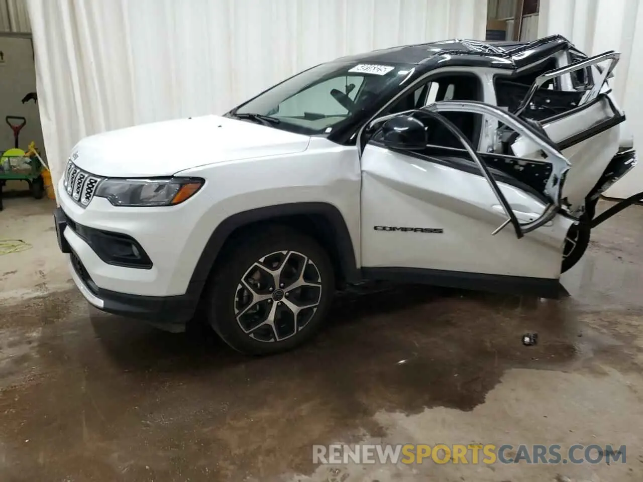 1 Photograph of a damaged car 3C4NJDCN3ST509992 JEEP COMPASS 2025
