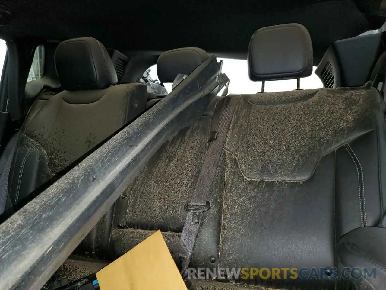 10 Photograph of a damaged car 3C4NJDCN3ST509992 JEEP COMPASS 2025