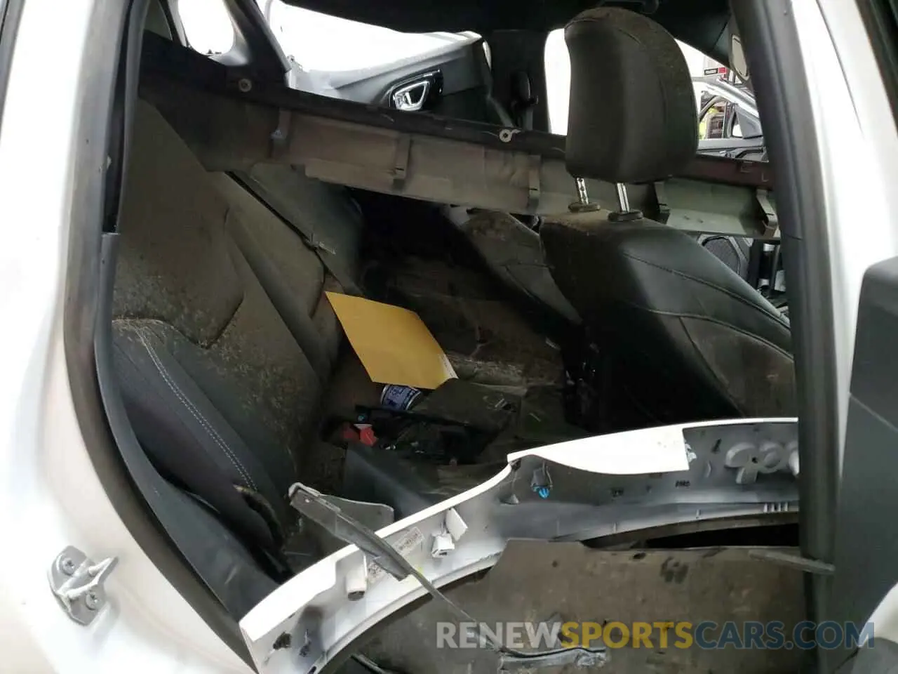 11 Photograph of a damaged car 3C4NJDCN3ST509992 JEEP COMPASS 2025