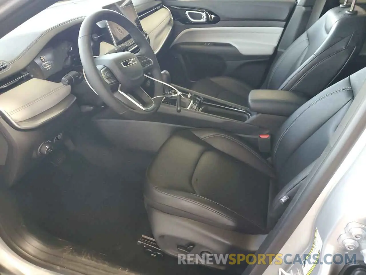 7 Фотография поврежденного автомобиля 3C4NJDCN3ST556732 JEEP COMPASS 2025