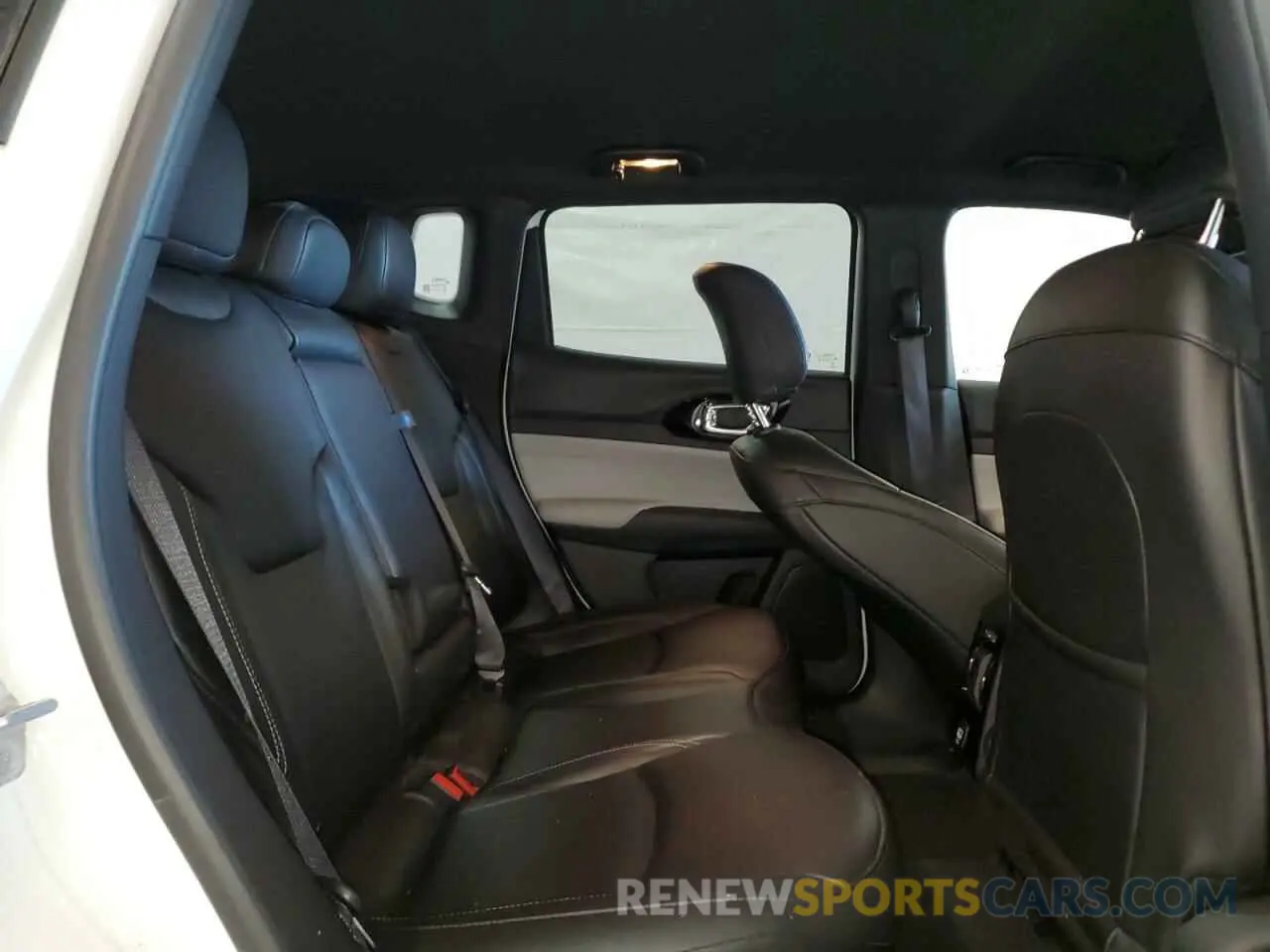 11 Фотография поврежденного автомобиля 3C4NJDCN4ST524405 JEEP COMPASS 2025