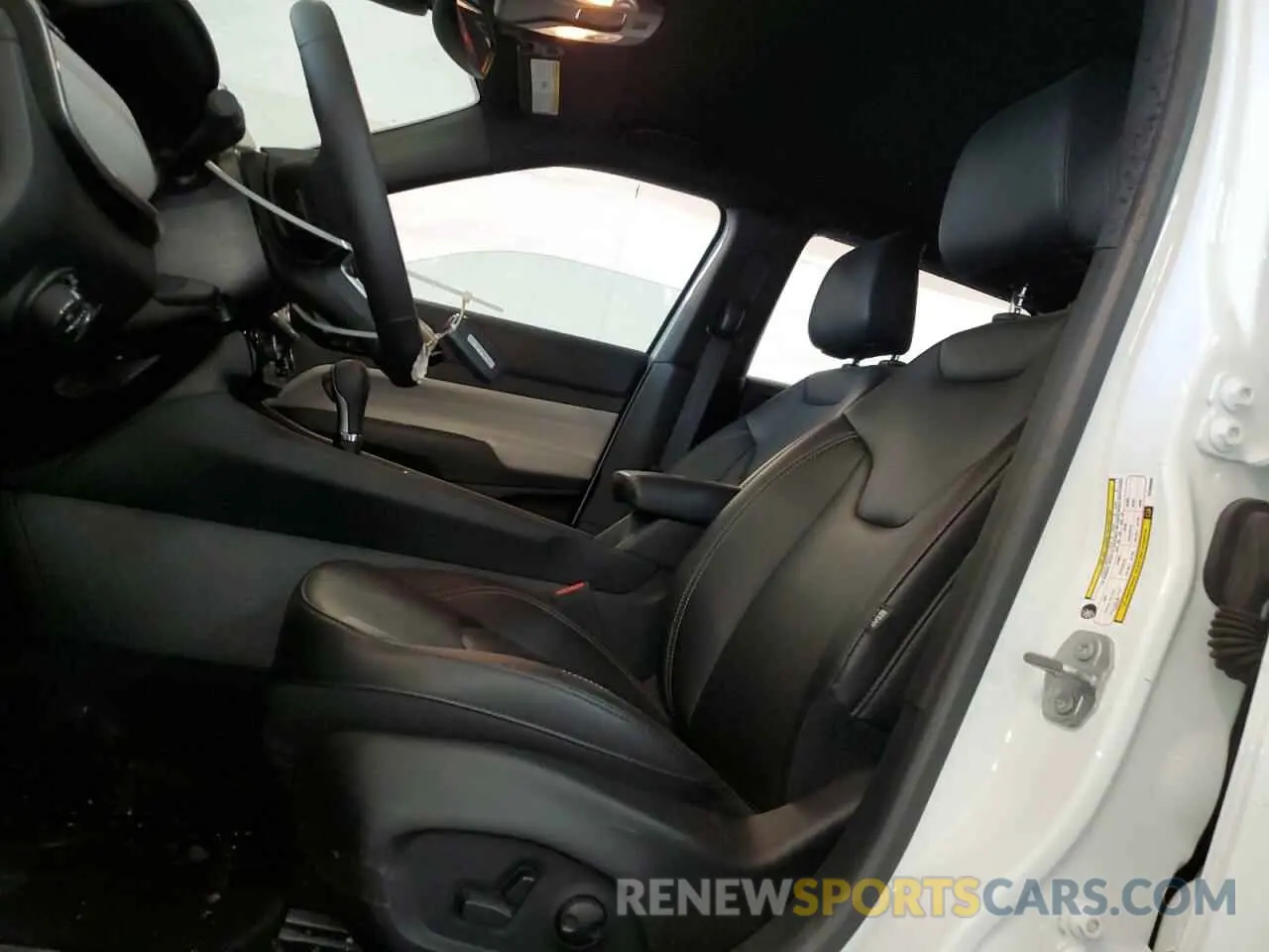 7 Photograph of a damaged car 3C4NJDCN5ST509900 JEEP COMPASS 2025