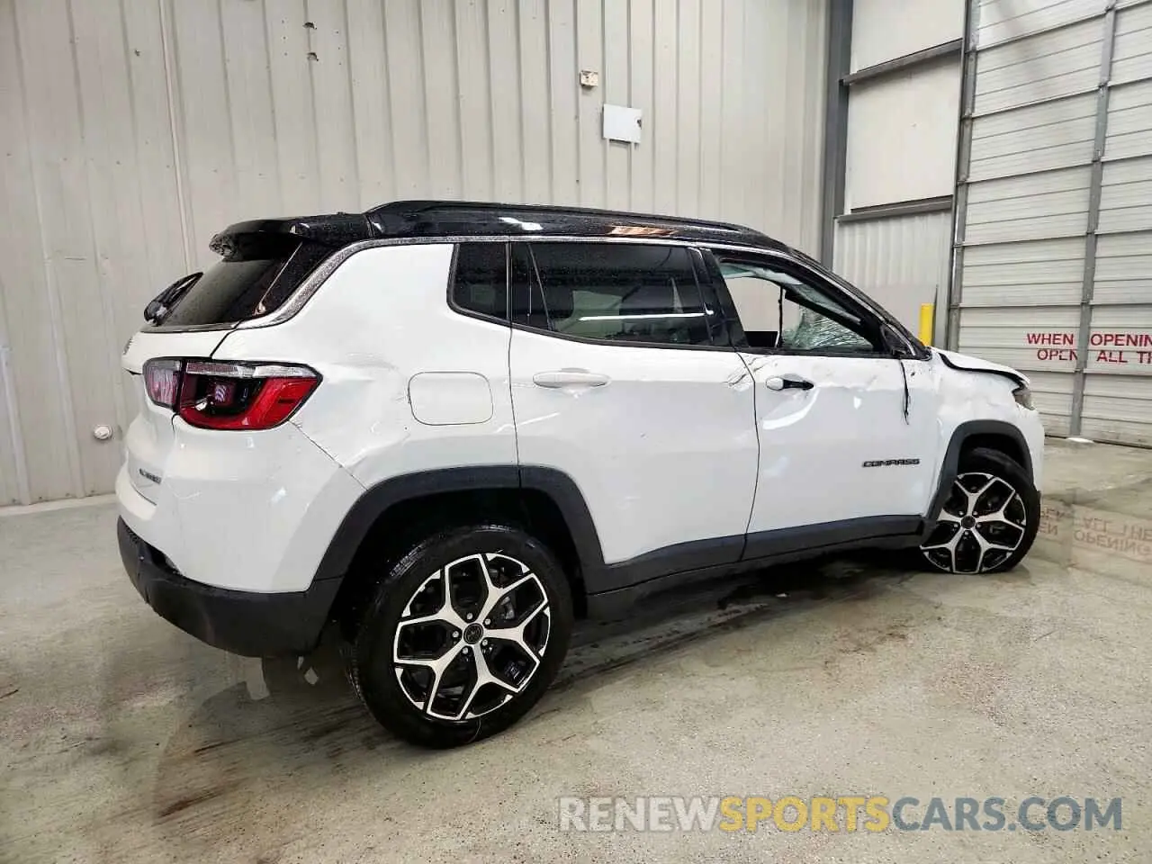 3 Photograph of a damaged car 3C4NJDCN5ST509928 JEEP COMPASS 2025