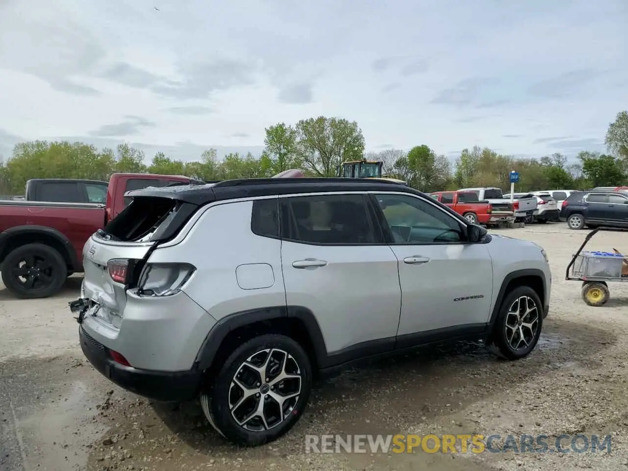 3 Photograph of a damaged car 3C4NJDCN7ST521174 JEEP COMPASS 2025
