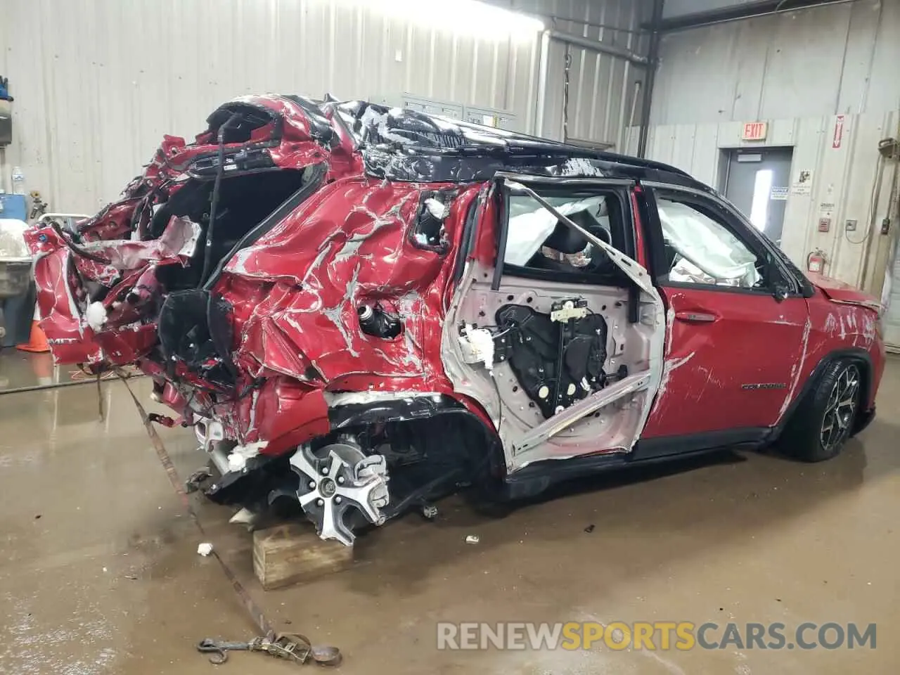 3 Фотография поврежденного автомобиля 3C4NJDCN8ST509423 JEEP COMPASS 2025