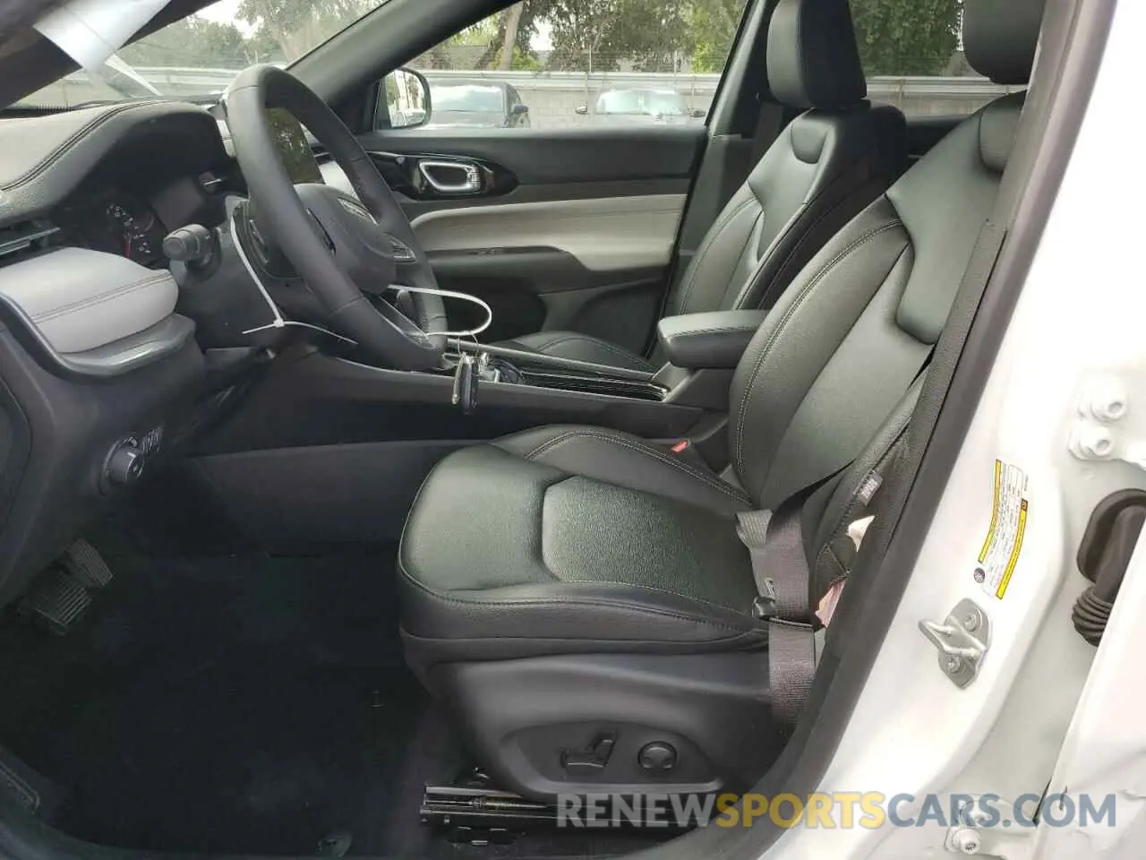 7 Фотография поврежденного автомобиля 3C4NJDCN9ST511021 JEEP COMPASS 2025