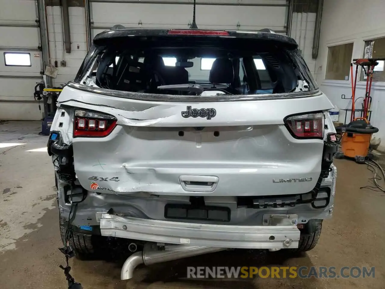 6 Photograph of a damaged car 3C4NJDCN9ST517952 JEEP COMPASS 2025