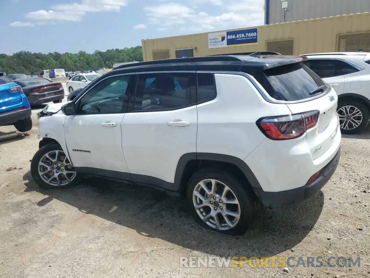 2 Photograph of a damaged car 3C4NJDCNXST508094 JEEP COMPASS 2025