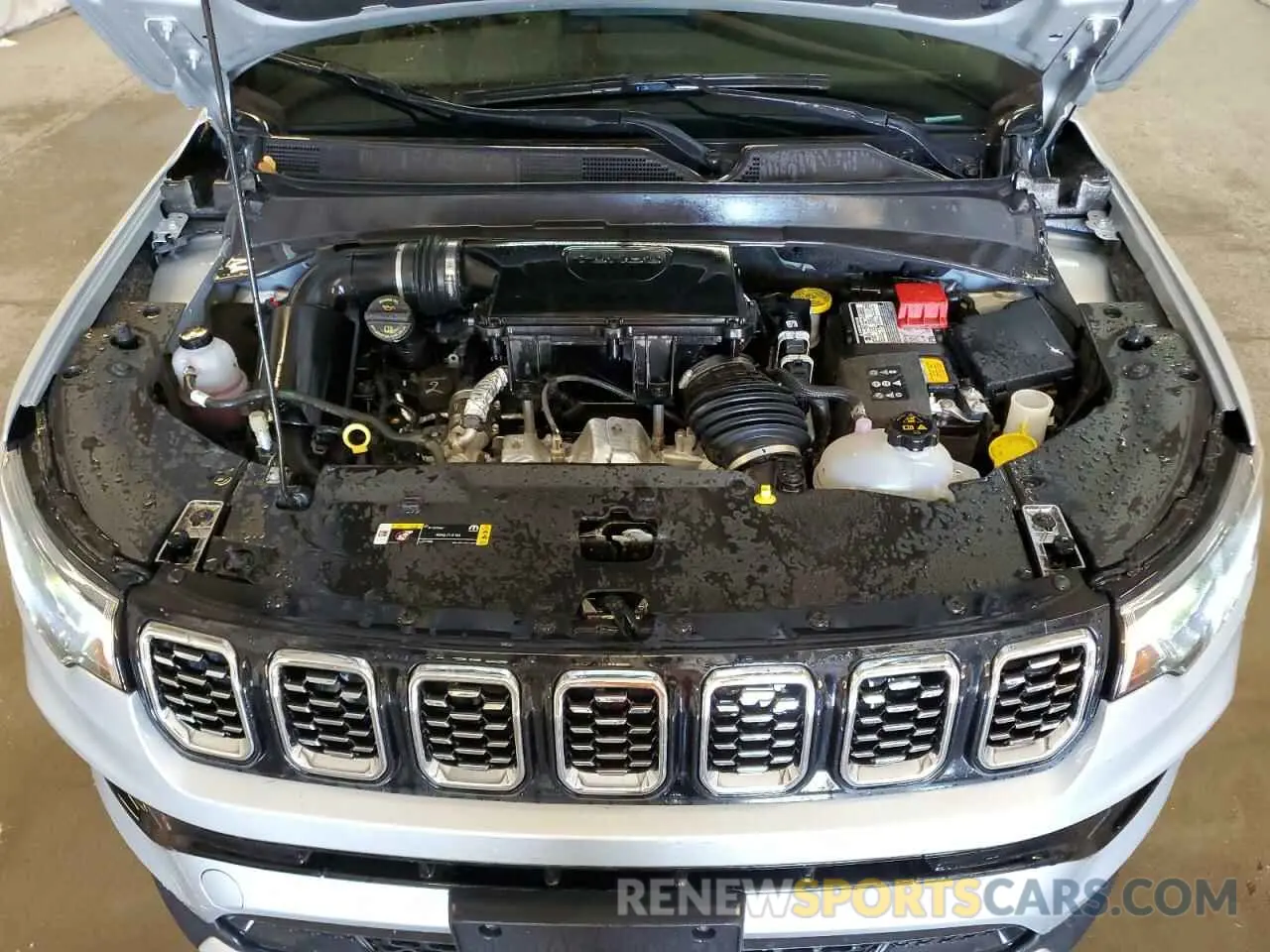 12 Photograph of a damaged car 3C4NJDCNXST509701 JEEP COMPASS 2025