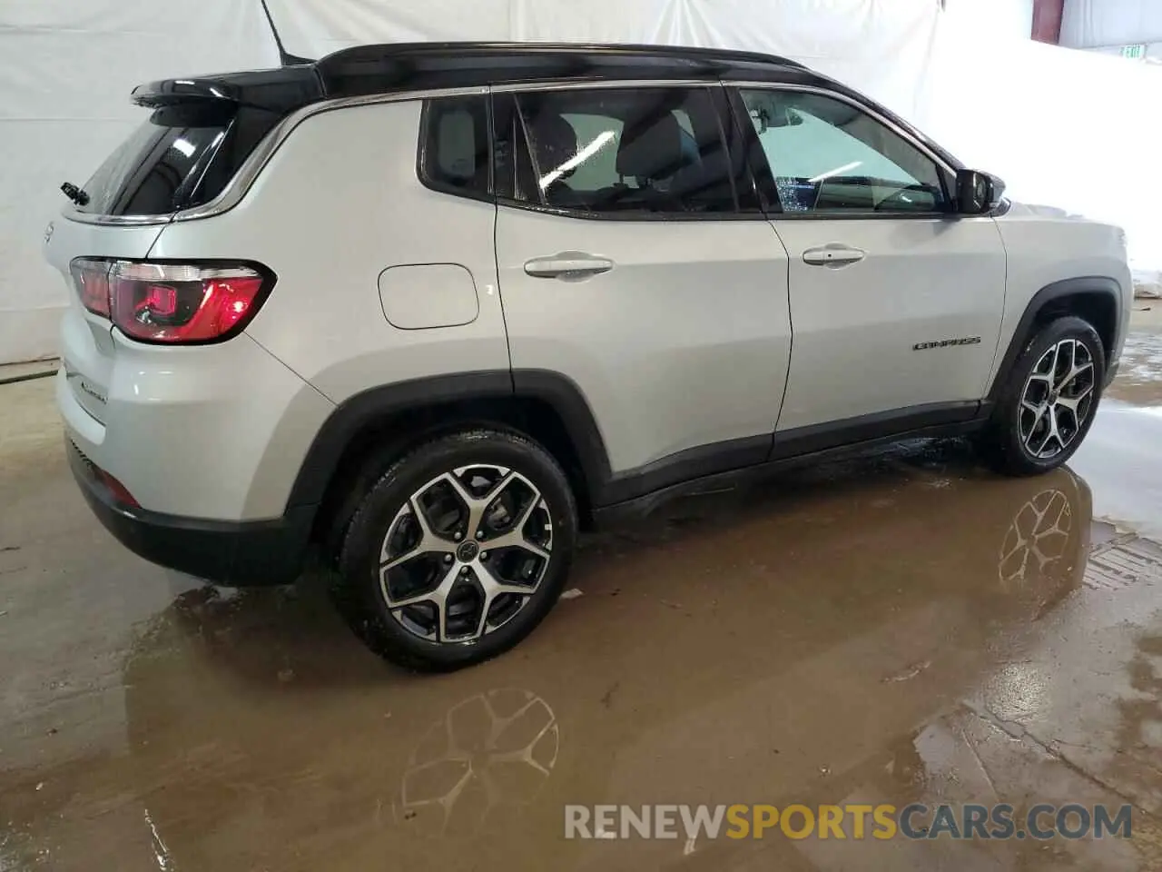 3 Photograph of a damaged car 3C4NJDCNXST509701 JEEP COMPASS 2025