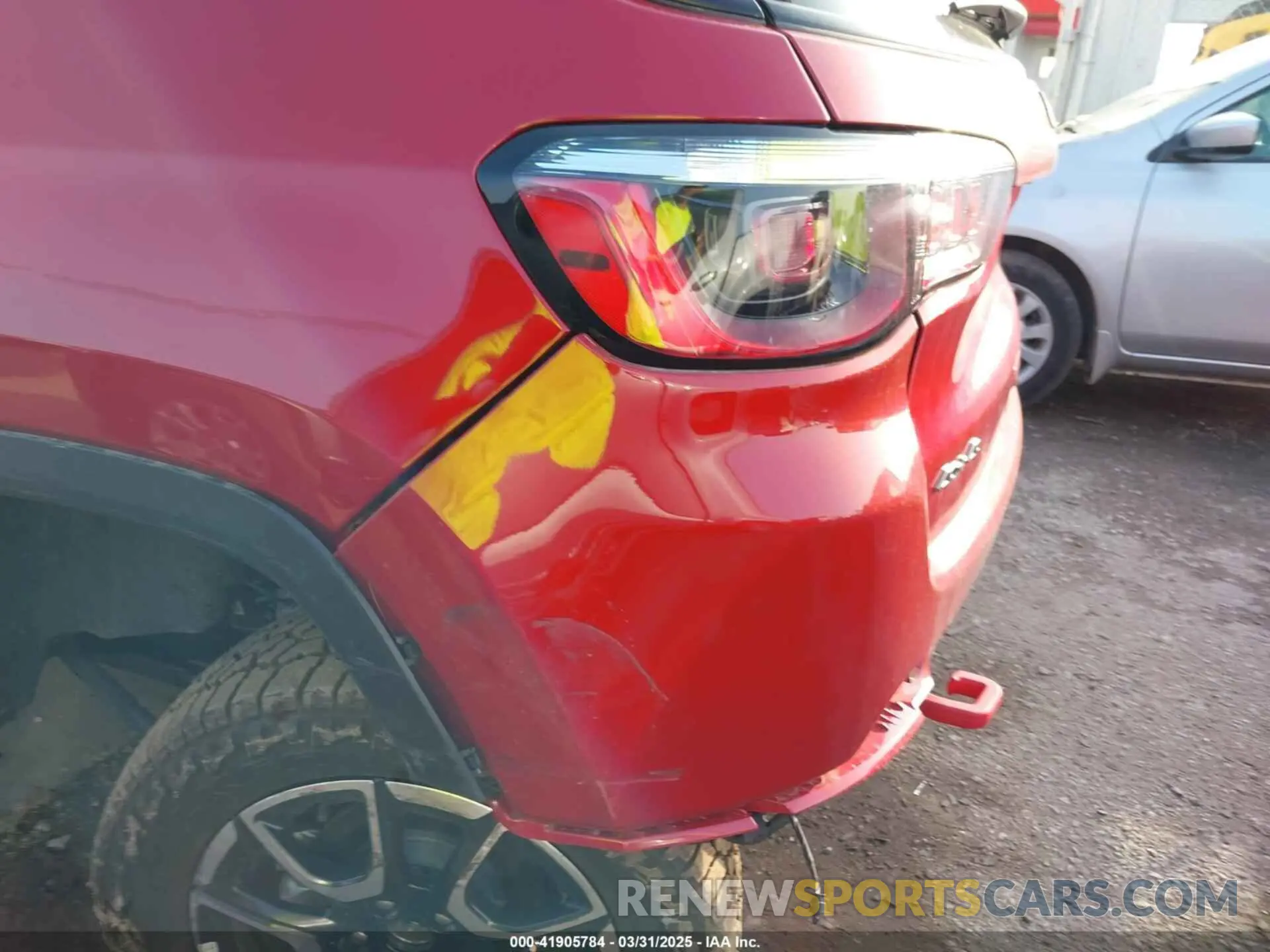 19 Photograph of a damaged car 3C4NJDDN0ST551132 JEEP COMPASS 2025