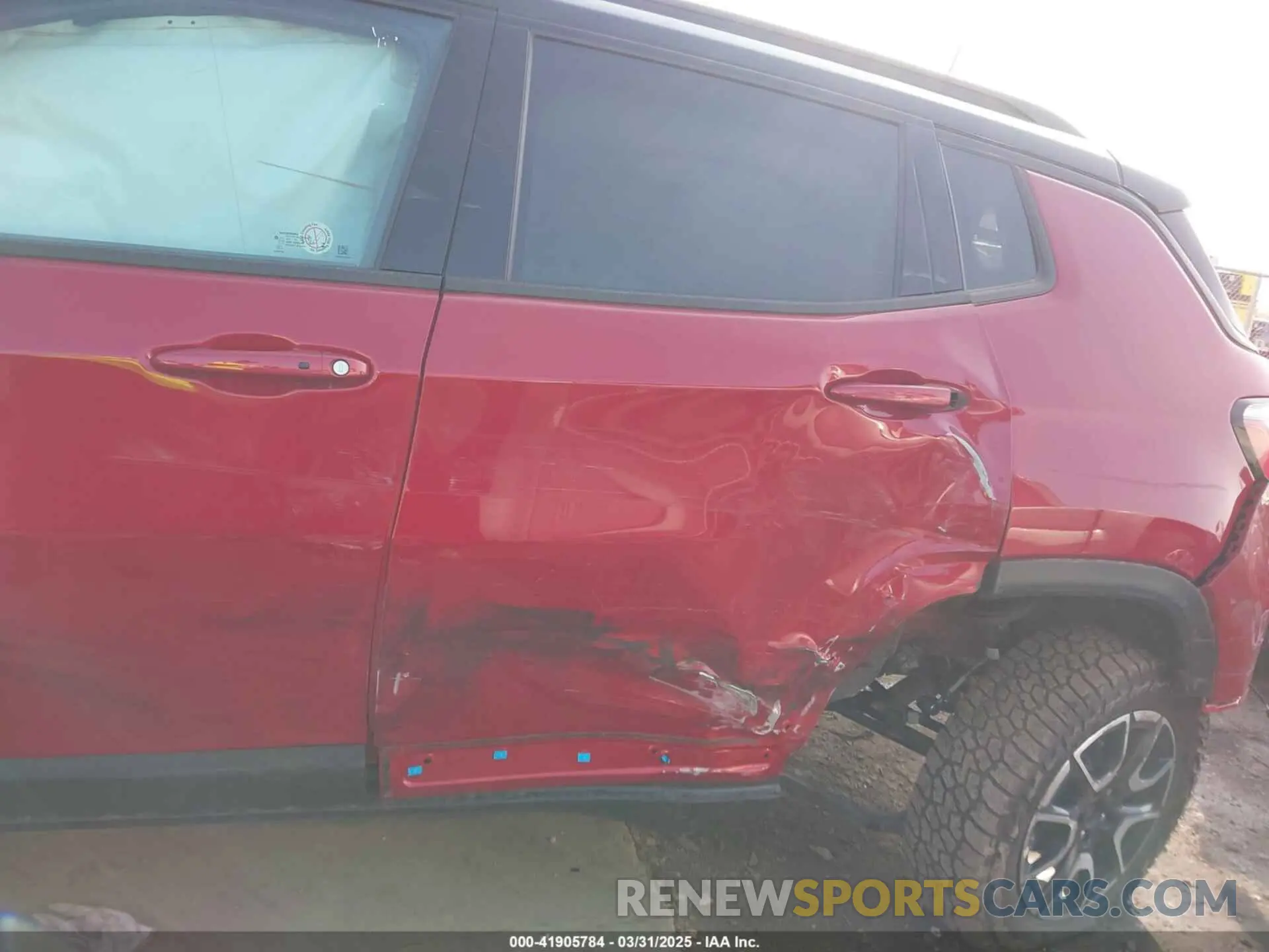6 Photograph of a damaged car 3C4NJDDN0ST551132 JEEP COMPASS 2025