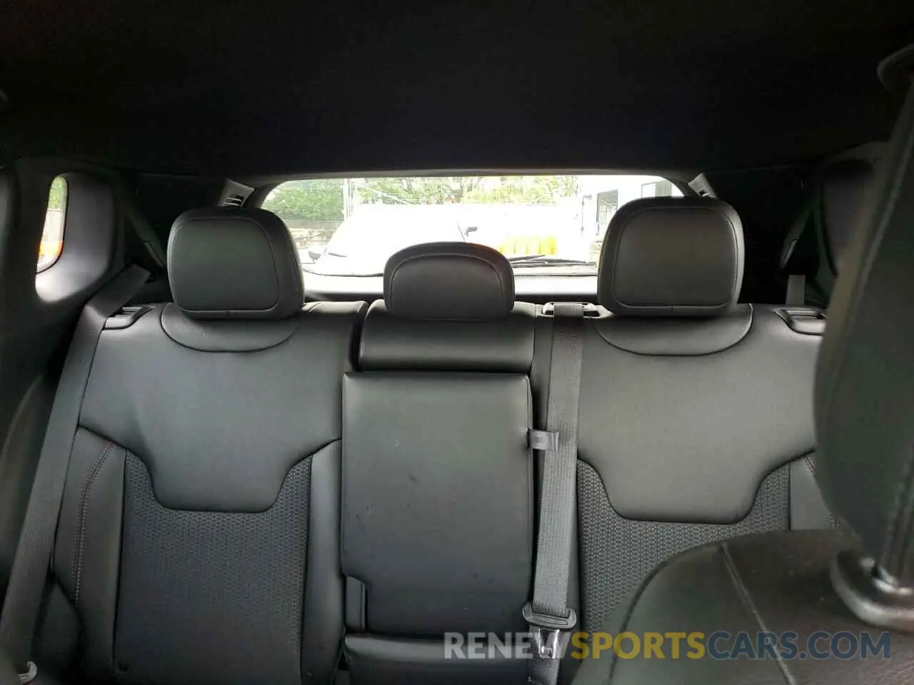 10 Photograph of a damaged car 3C4NJDDN1ST564679 JEEP COMPASS 2025