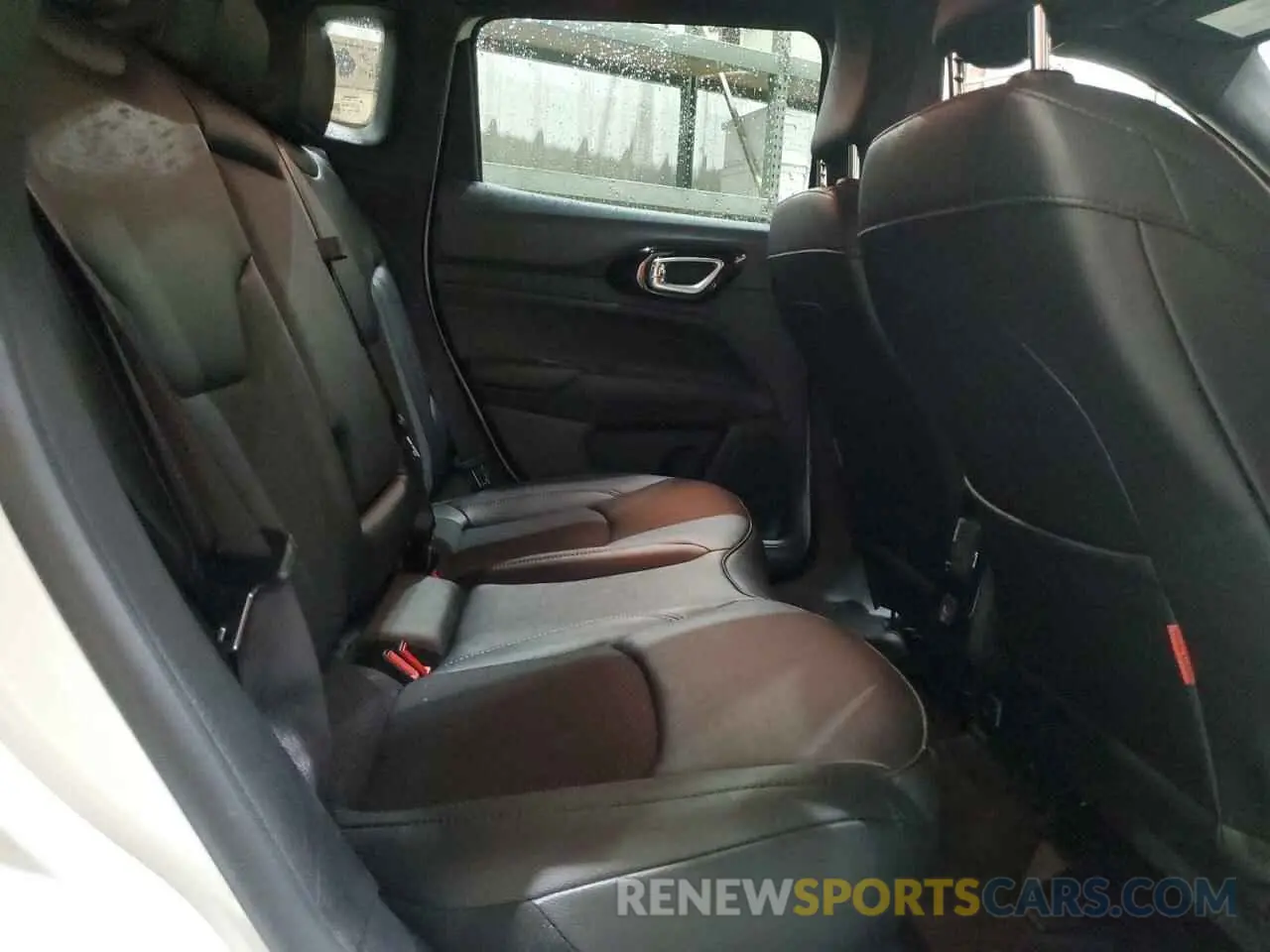 11 Photograph of a damaged car 3C4NJDDN2ST564321 JEEP COMPASS 2025