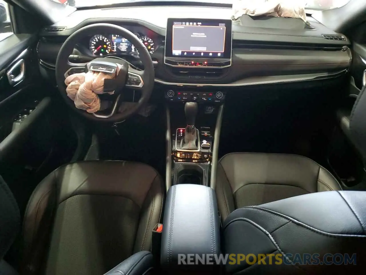8 Фотография поврежденного автомобиля 3C4NJDDN3ST532946 JEEP COMPASS 2025