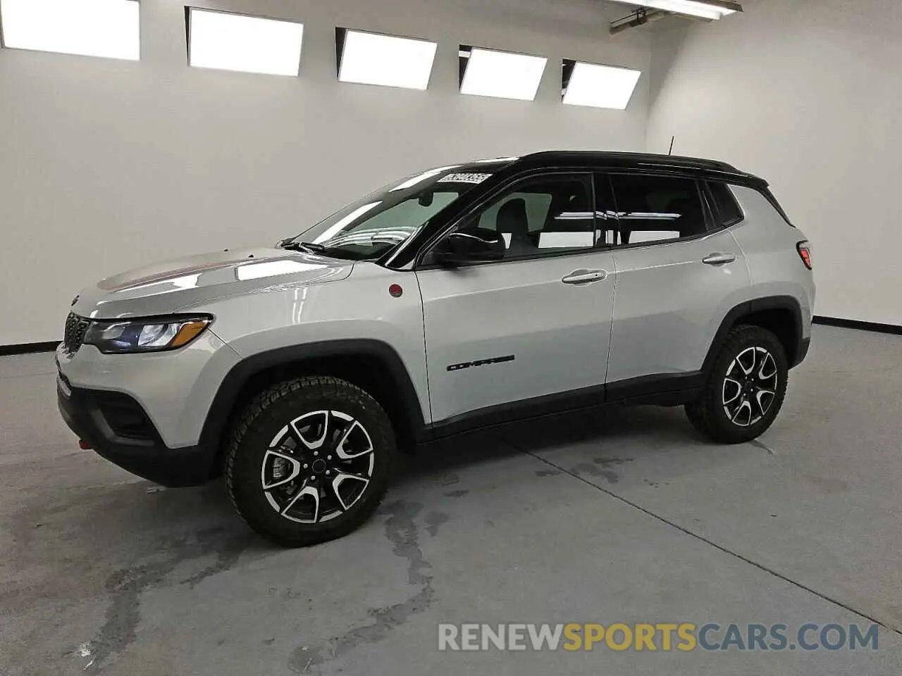 1 Фотография поврежденного автомобиля 3C4NJDDN6ST557355 JEEP COMPASS 2025