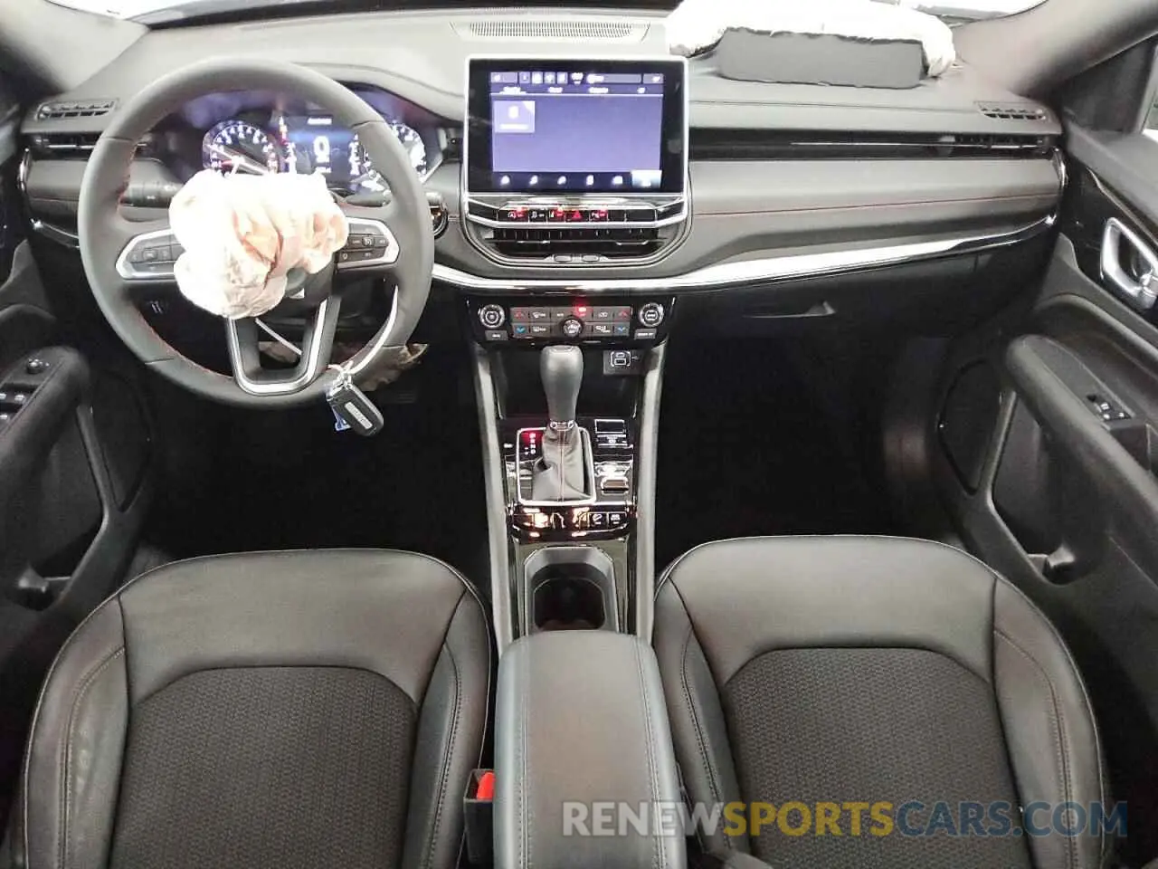 8 Фотография поврежденного автомобиля 3C4NJDDN6ST557355 JEEP COMPASS 2025