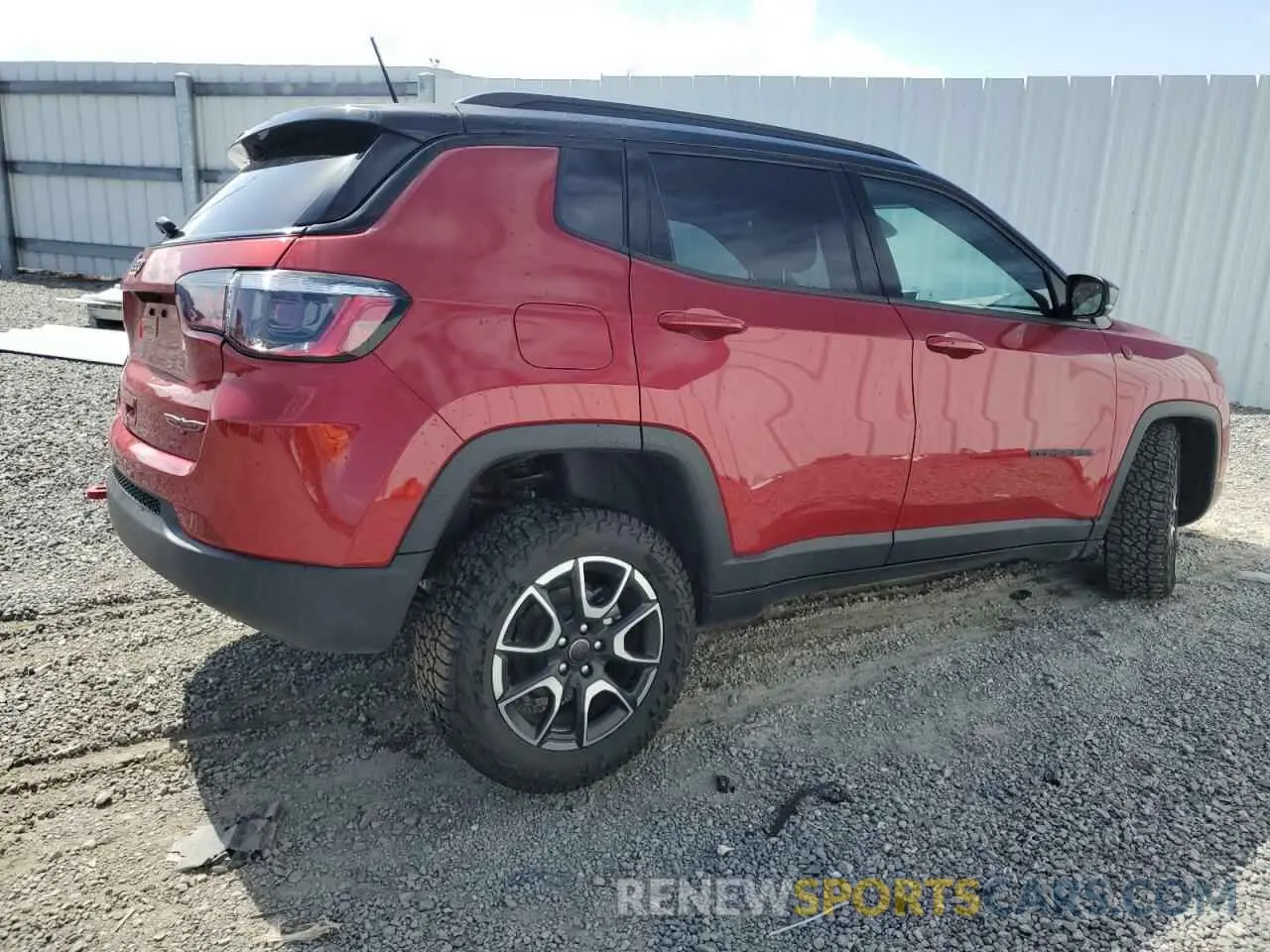 3 Фотография поврежденного автомобиля 3C4NJDDN7ST536658 JEEP COMPASS 2025