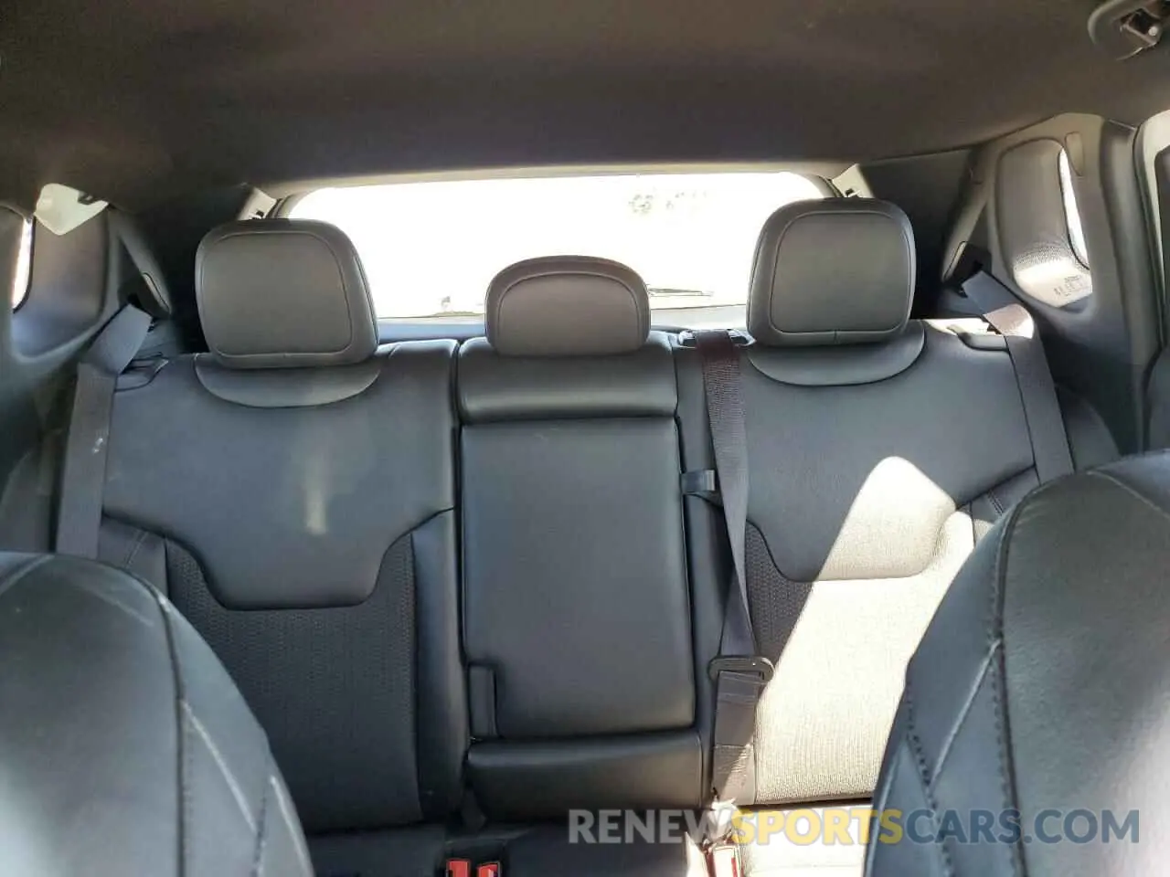 10 Фотография поврежденного автомобиля 3C4NJDDN8ST521280 JEEP COMPASS 2025