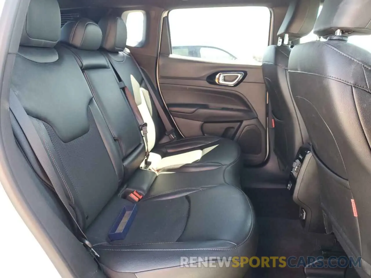 11 Фотография поврежденного автомобиля 3C4NJDDN8ST521280 JEEP COMPASS 2025