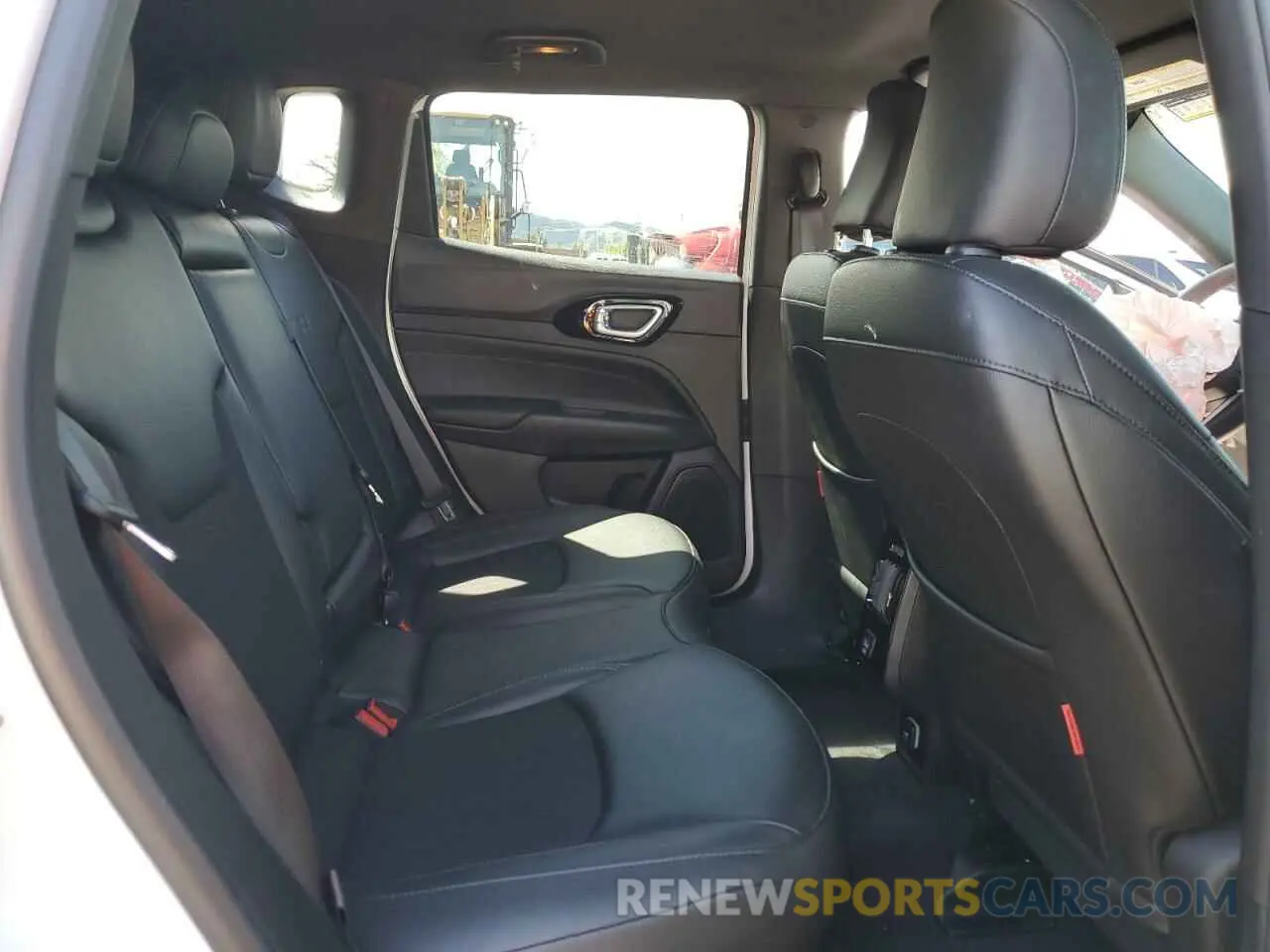 10 Фотография поврежденного автомобиля 3C4NJDDN8ST525507 JEEP COMPASS 2025