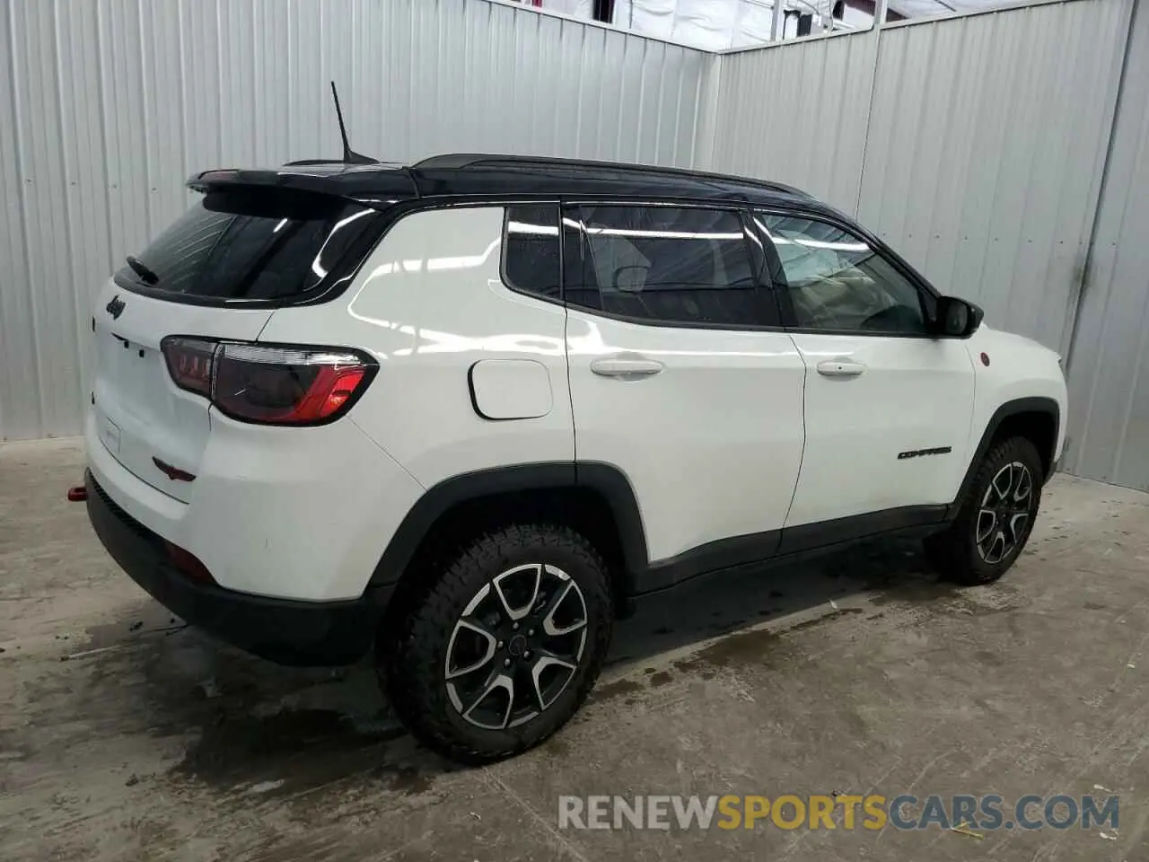 3 Фотография поврежденного автомобиля 3C4NJDDNXST564549 JEEP COMPASS 2025