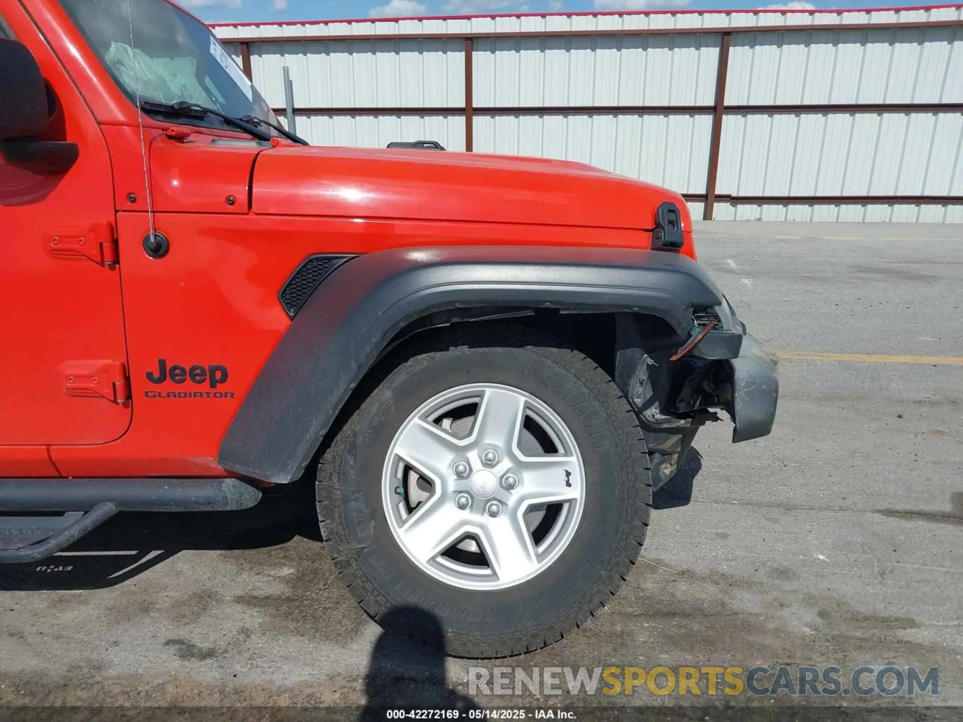 6 Photograph of a damaged car 1C6HJTAG1LL154854 JEEP GLADIATOR 2020