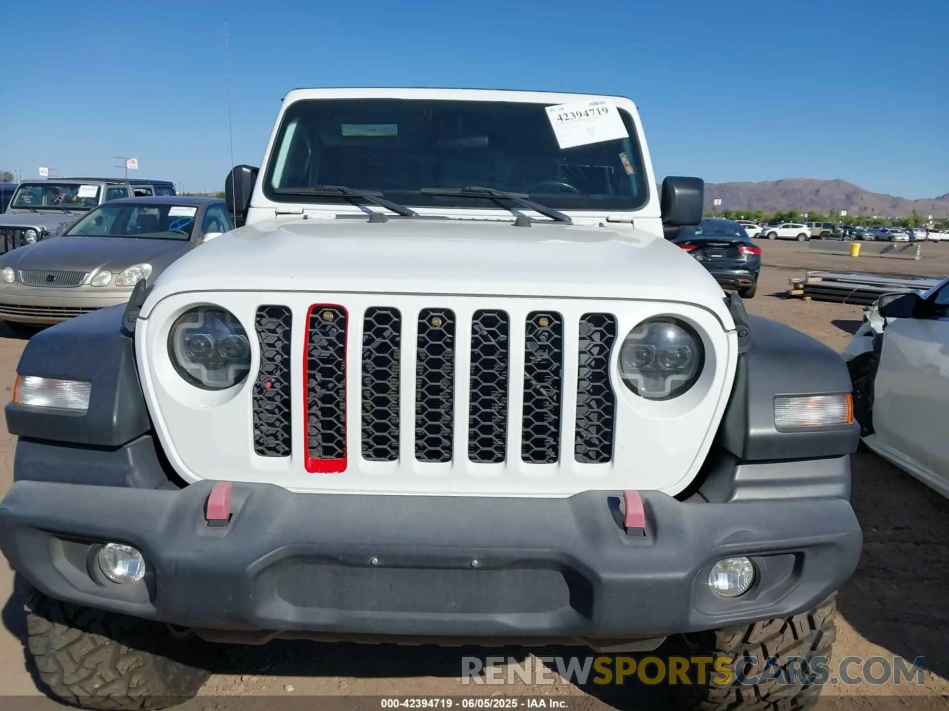 6 Photograph of a damaged car 1C6HJTAG1LL186428 JEEP GLADIATOR 2020