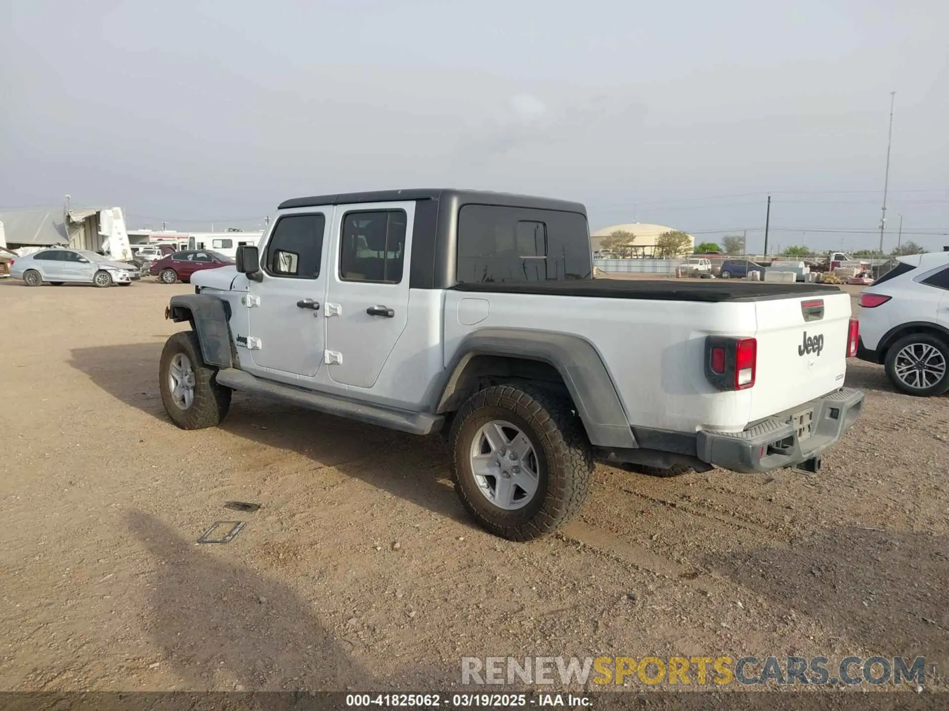 3 Фотография поврежденного автомобиля 1C6HJTAG5LL141251 JEEP GLADIATOR 2020