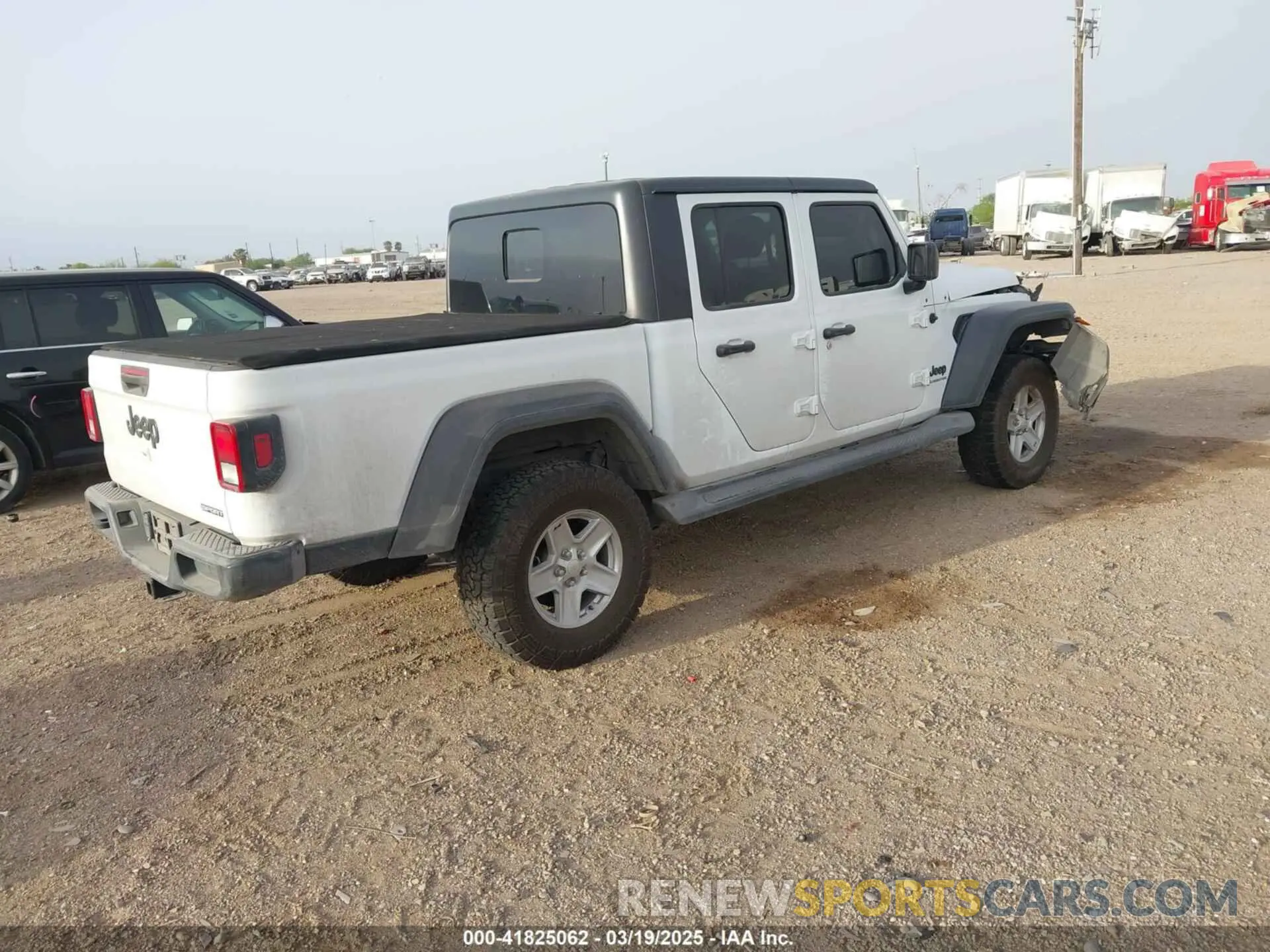 4 Фотография поврежденного автомобиля 1C6HJTAG5LL141251 JEEP GLADIATOR 2020