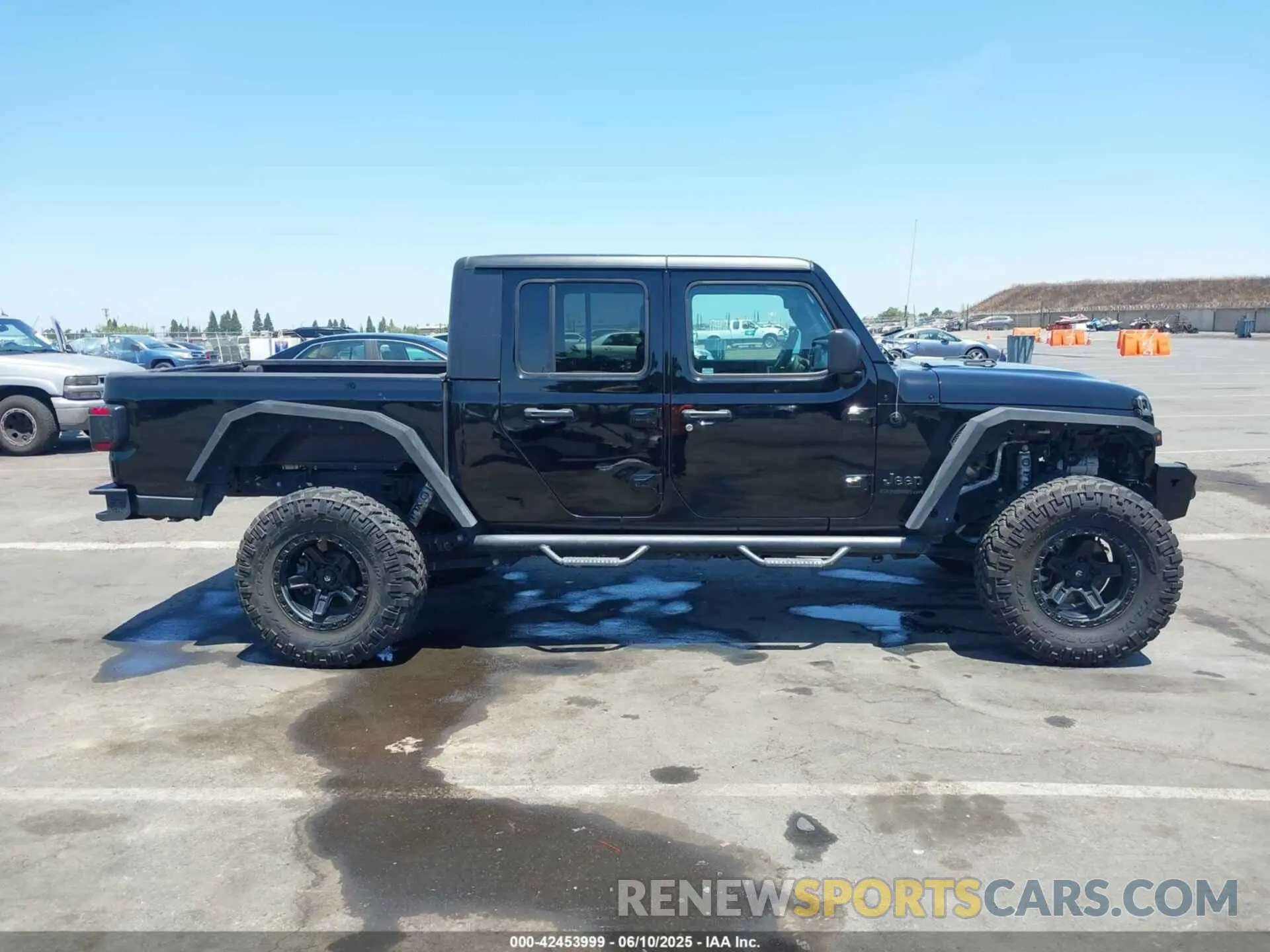 14 Фотография поврежденного автомобиля 1C6HJTAGXLL123540 JEEP GLADIATOR 2020