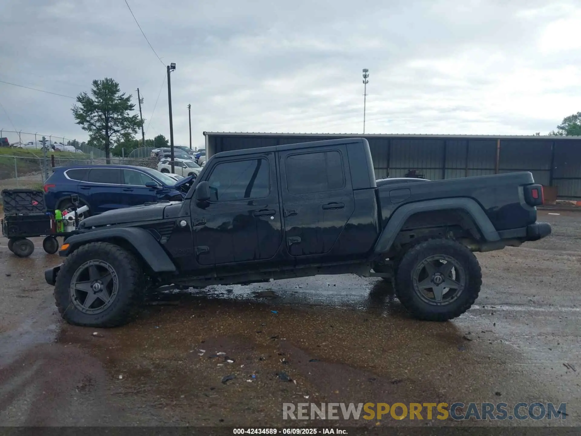 14 Photograph of a damaged car 1C6HJTAGXLL148924 JEEP GLADIATOR 2020