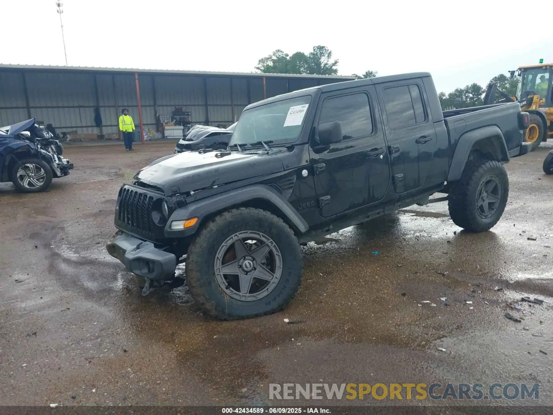 2 Photograph of a damaged car 1C6HJTAGXLL148924 JEEP GLADIATOR 2020