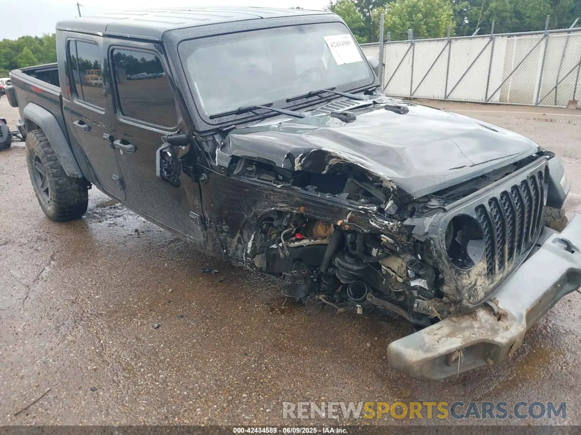 6 Photograph of a damaged car 1C6HJTAGXLL148924 JEEP GLADIATOR 2020