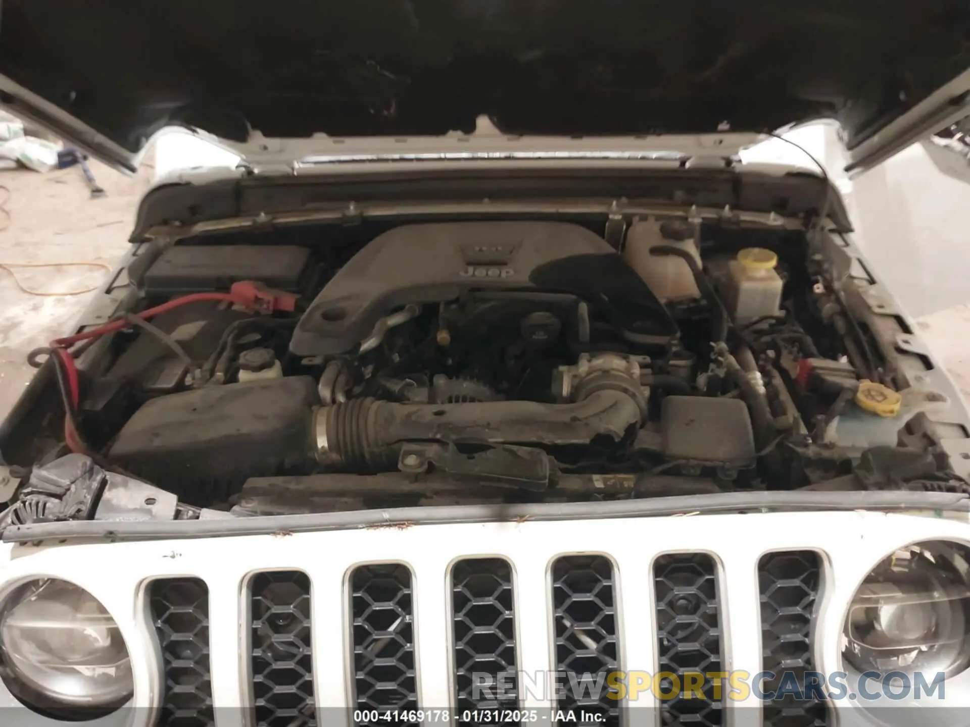 10 Photograph of a damaged car 1C6HJTFG4LL195293 JEEP GLADIATOR 2020