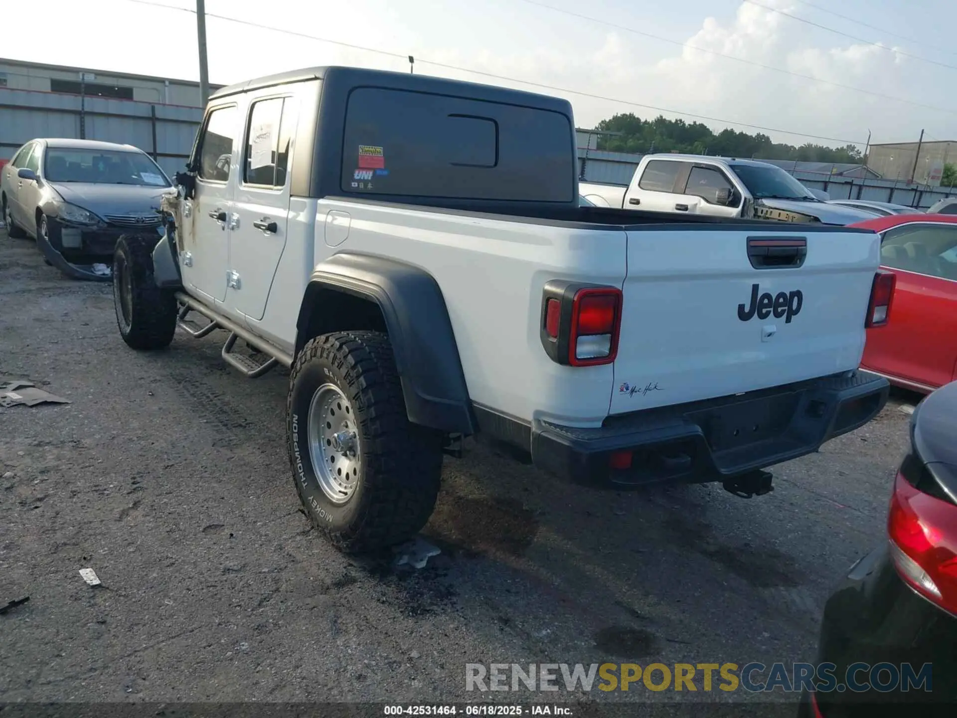 3 Фотография поврежденного автомобиля 1C6JJTAG2LL181191 JEEP GLADIATOR 2020