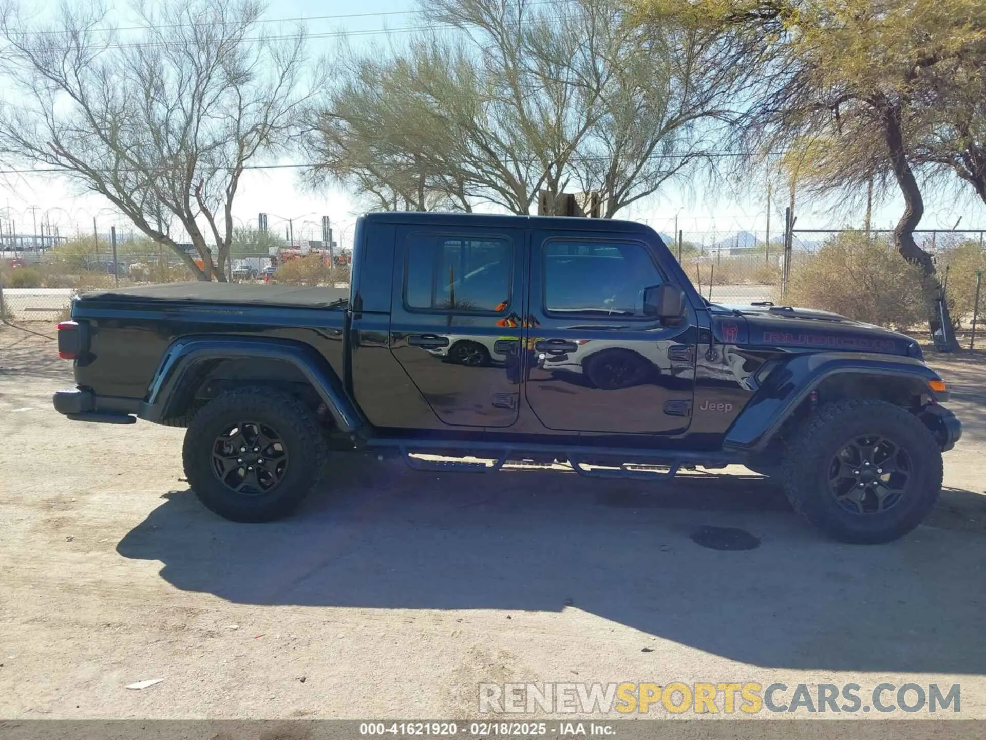 13 Фотография поврежденного автомобиля 1C6JJTBG0LL117908 JEEP GLADIATOR 2020