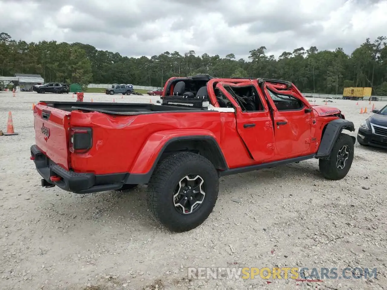 3 Photograph of a damaged car 1C6JJTBG4LL167159 JEEP GLADIATOR 2020